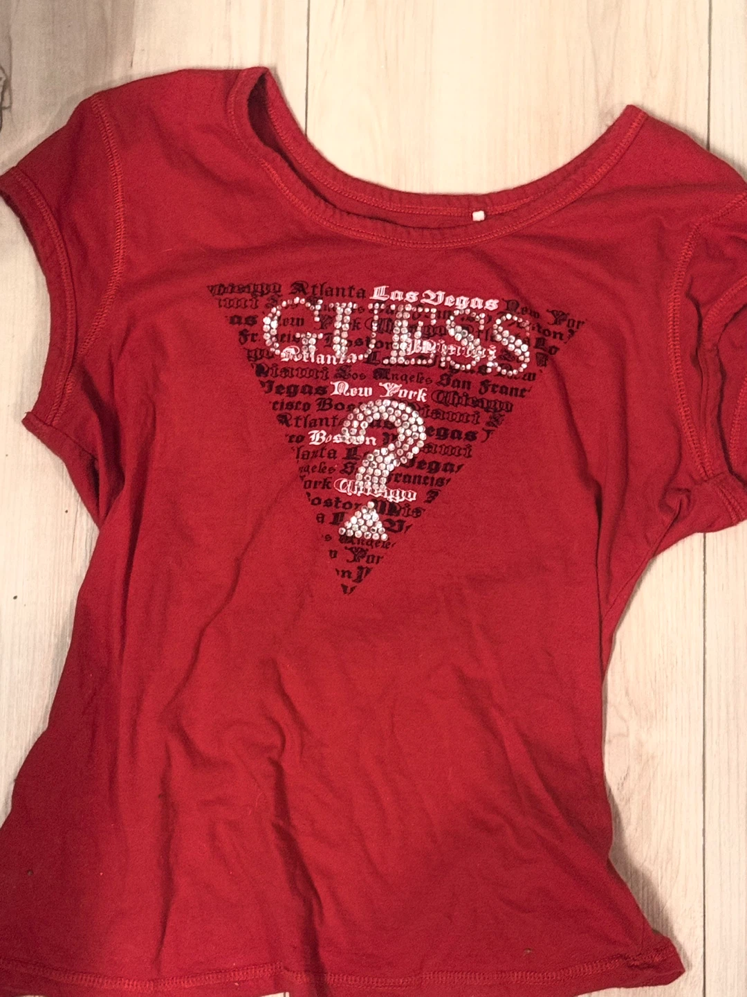 Guess top