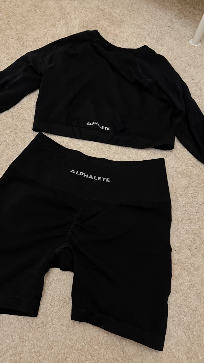 Alphalete Black Crop Top and Shorts Set
