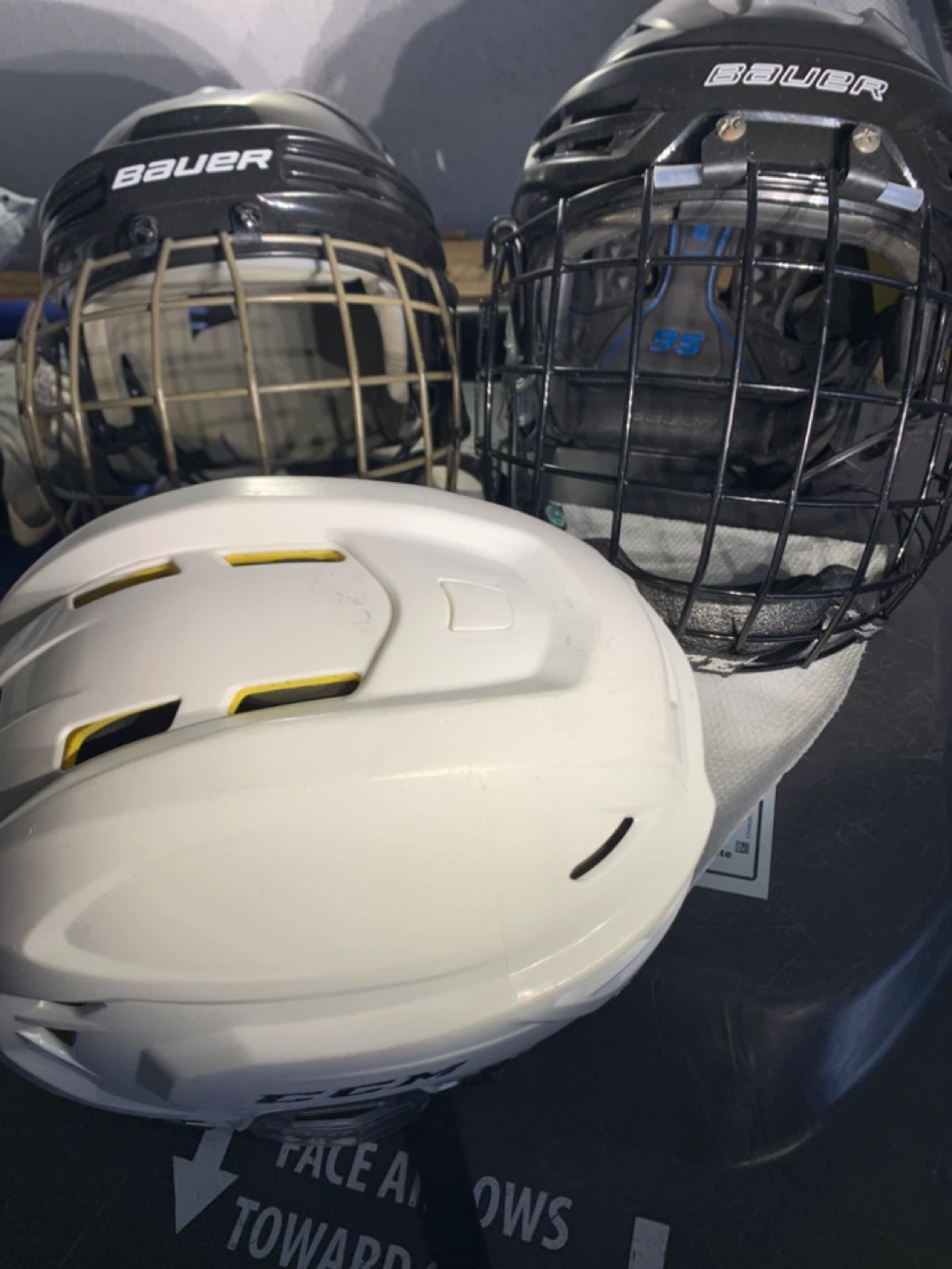 Bauer Hockey Helmet with Cage - photo 5