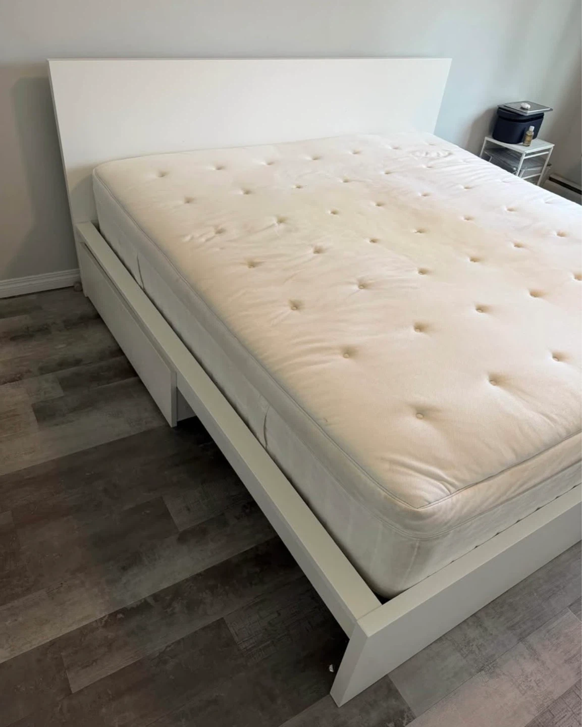 King size bed frame + mattress - photo 2