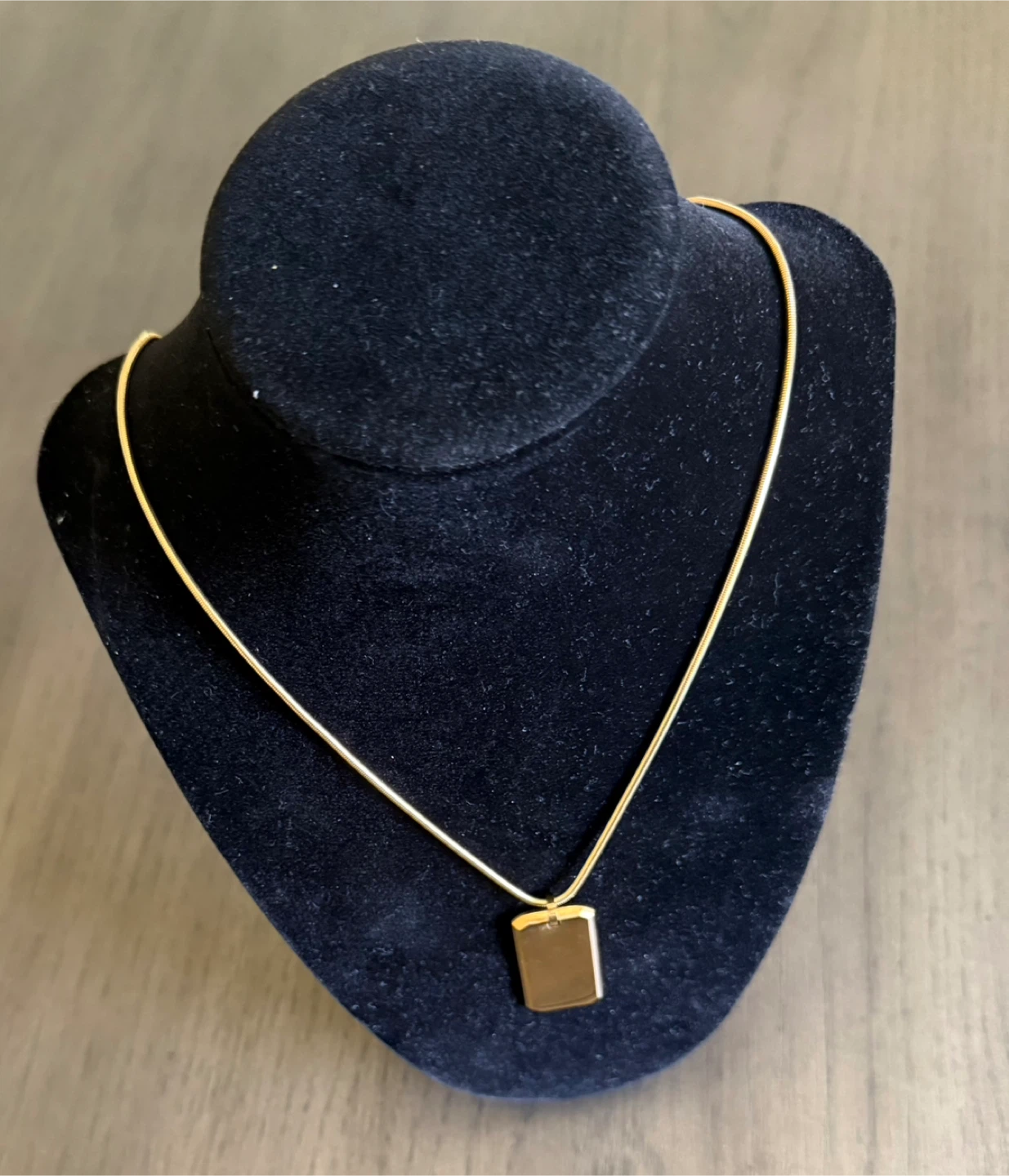 Gold Plated Chain & Pendant - photo 4