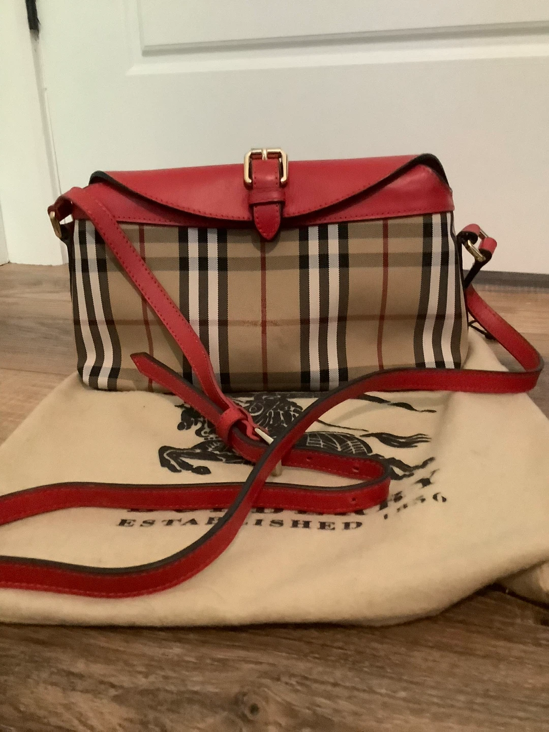 Pre loved Burberry Haymarket Check Leather Crossbody Bag Red - photo 2