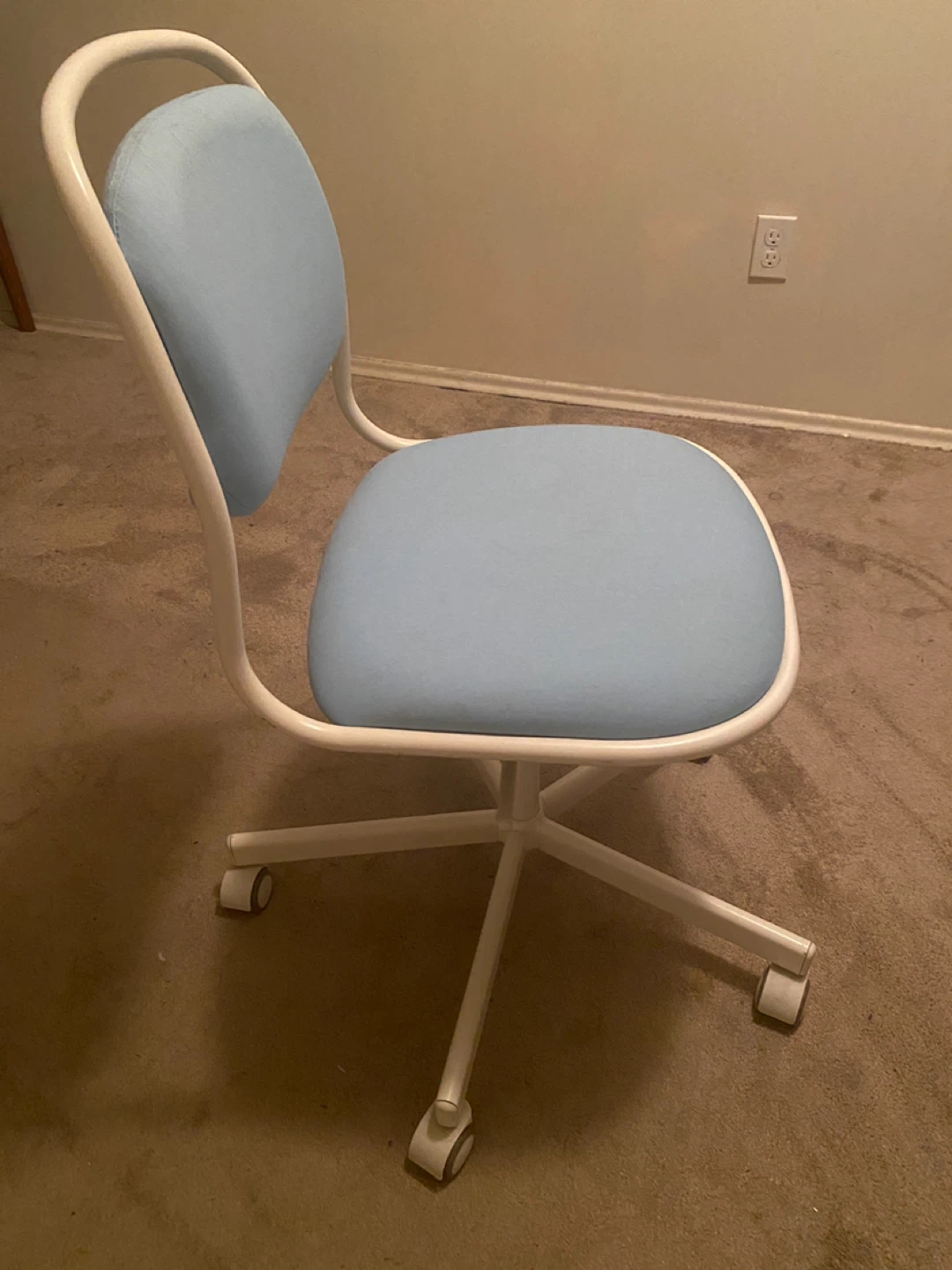IKEA Desk Chair - photo 3