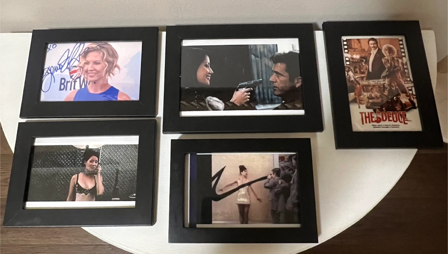 Signed Jenna Elfman (Dharma & Greg tv series) Lot