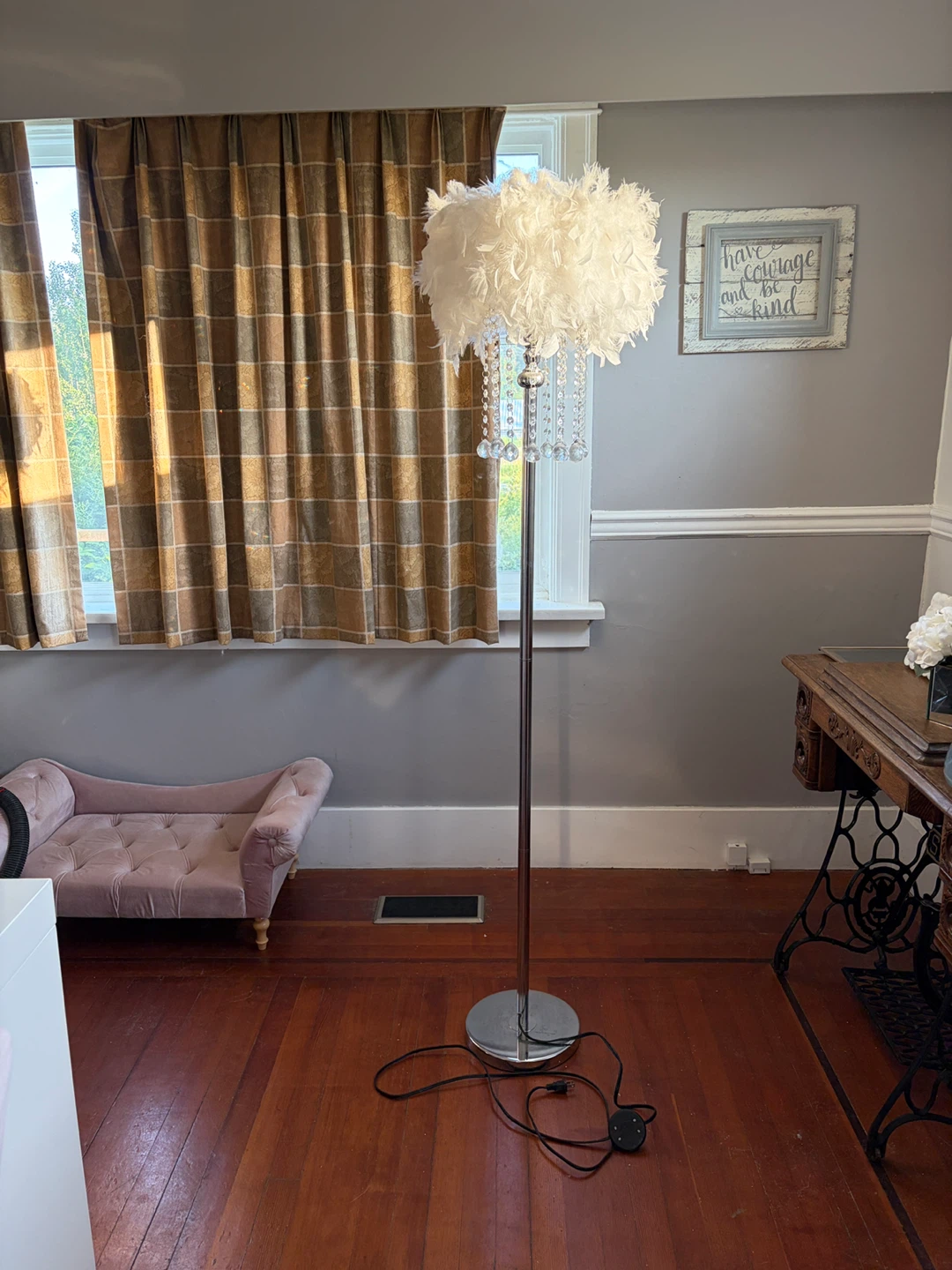 White Feather Crystal Floor Lamp - photo 3
