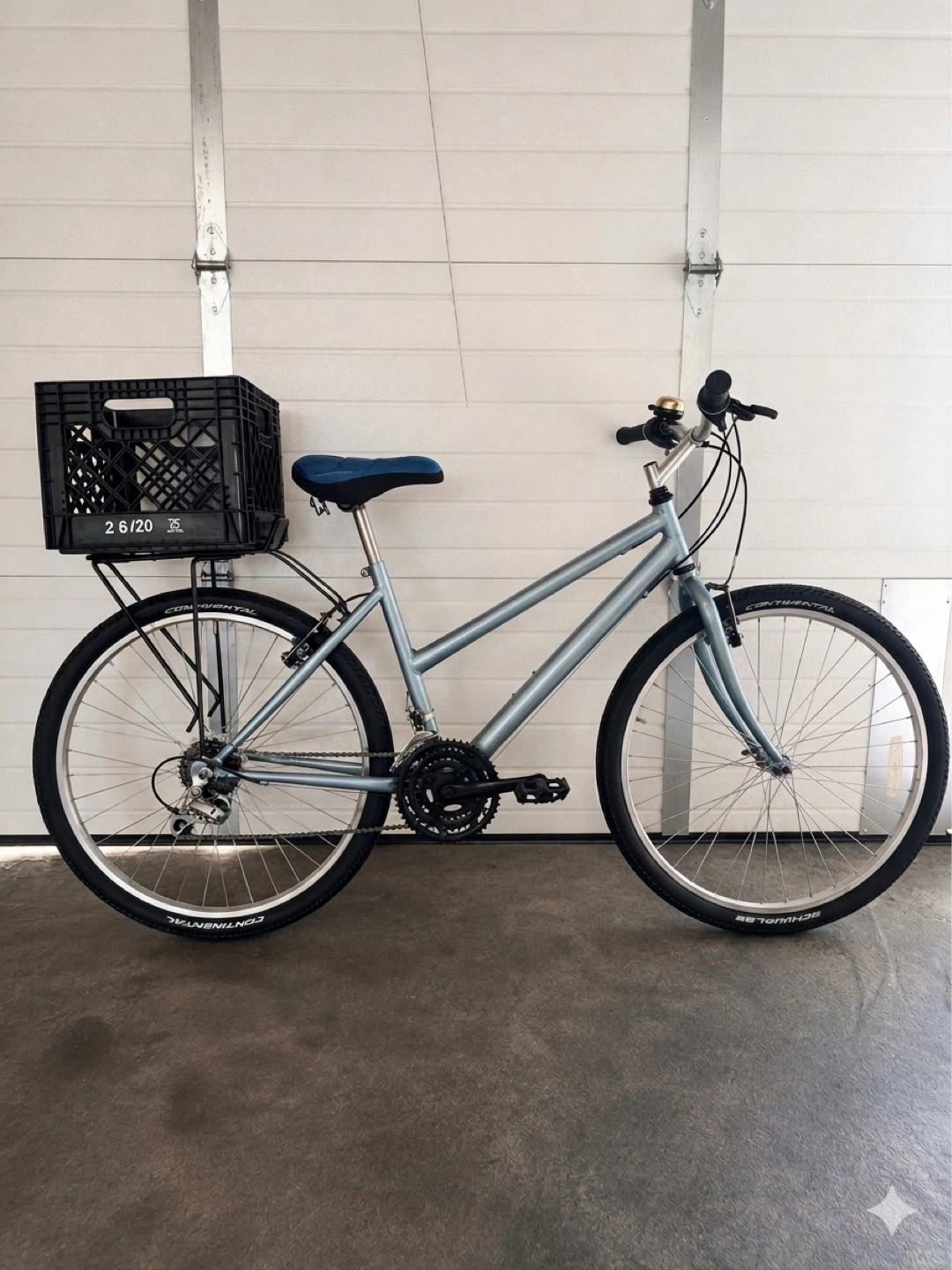 Drift Carrera Mountain Bike - Used Like New + Rear Basket