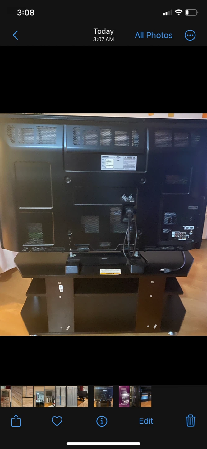 Panasonic 50 " TV with TV Stand - photo 2