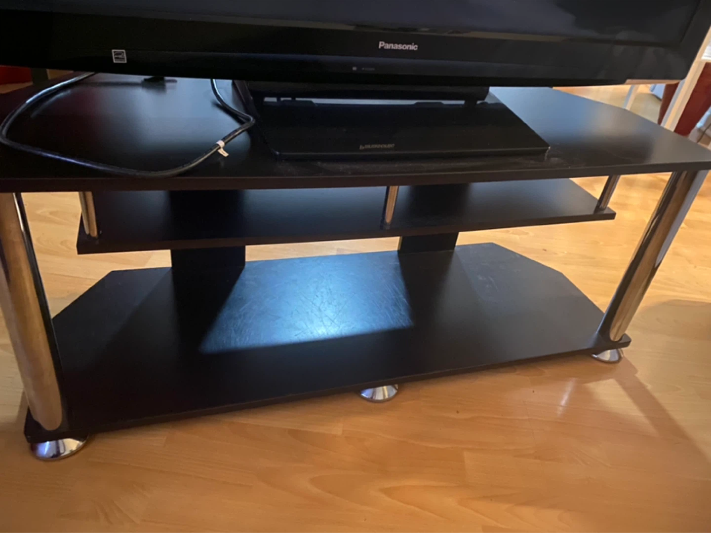 Panasonic 50 " TV with TV Stand - photo 3