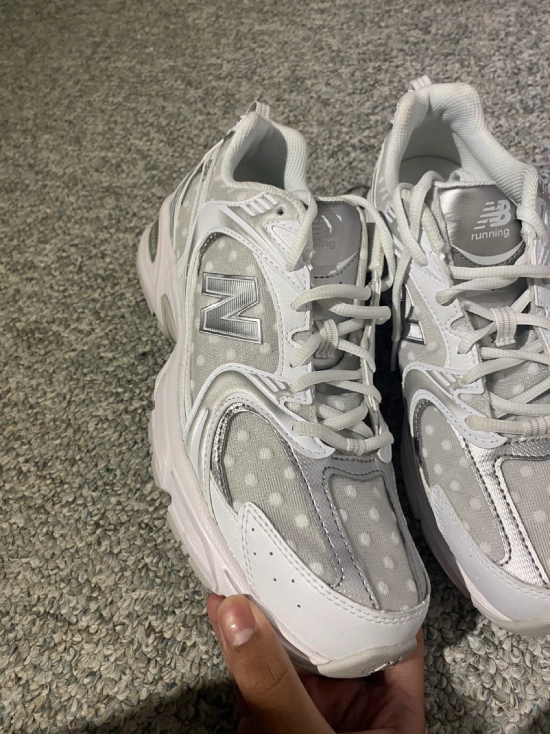 New Balance 530 Shoes - Silver/White Polka Dot - photo 4