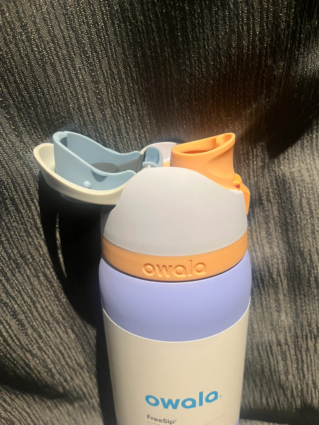 Owala FreeSip Water Bottle 32 oz - photo 3