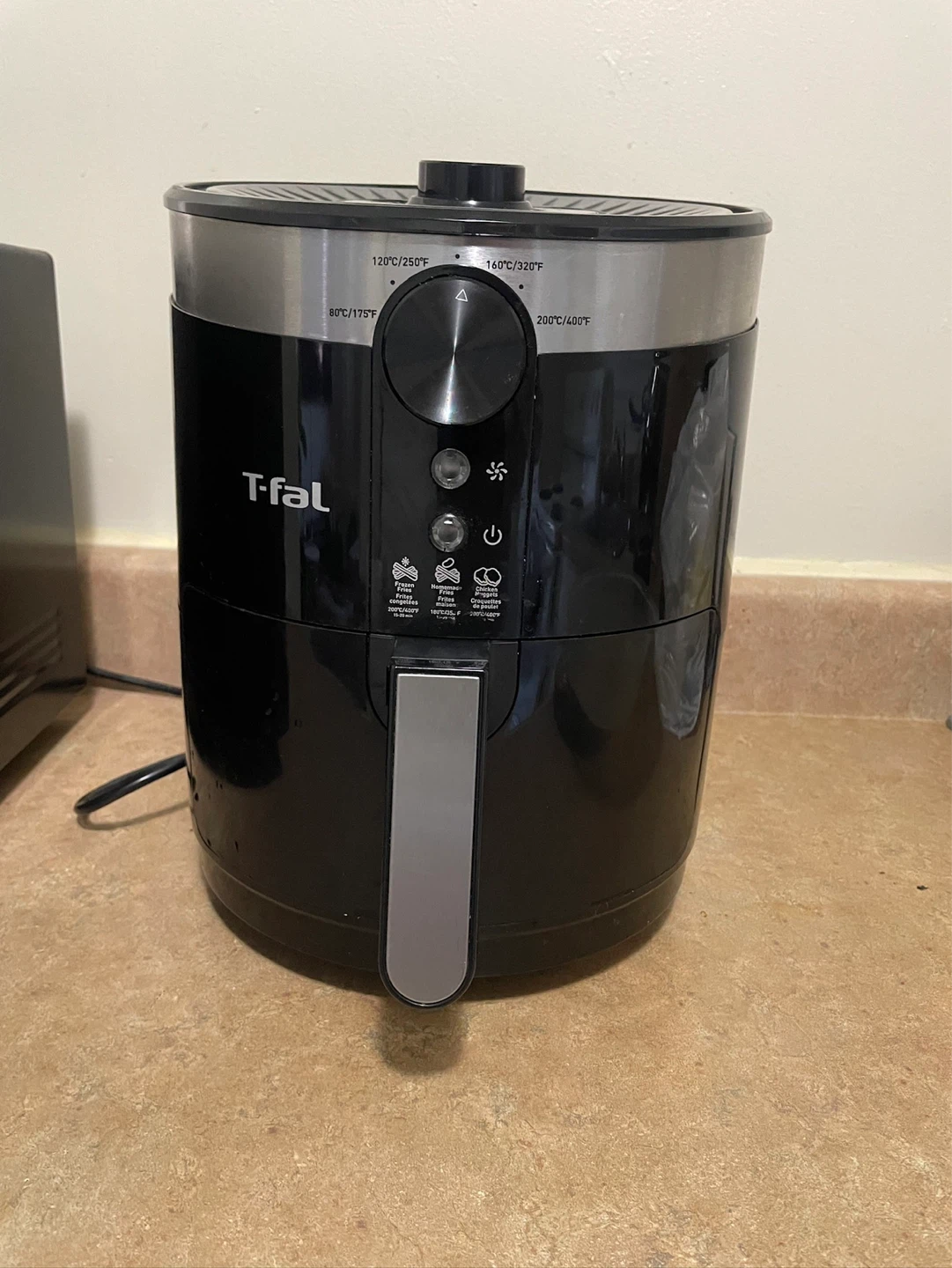 T-fal Air Fryer - photo 3