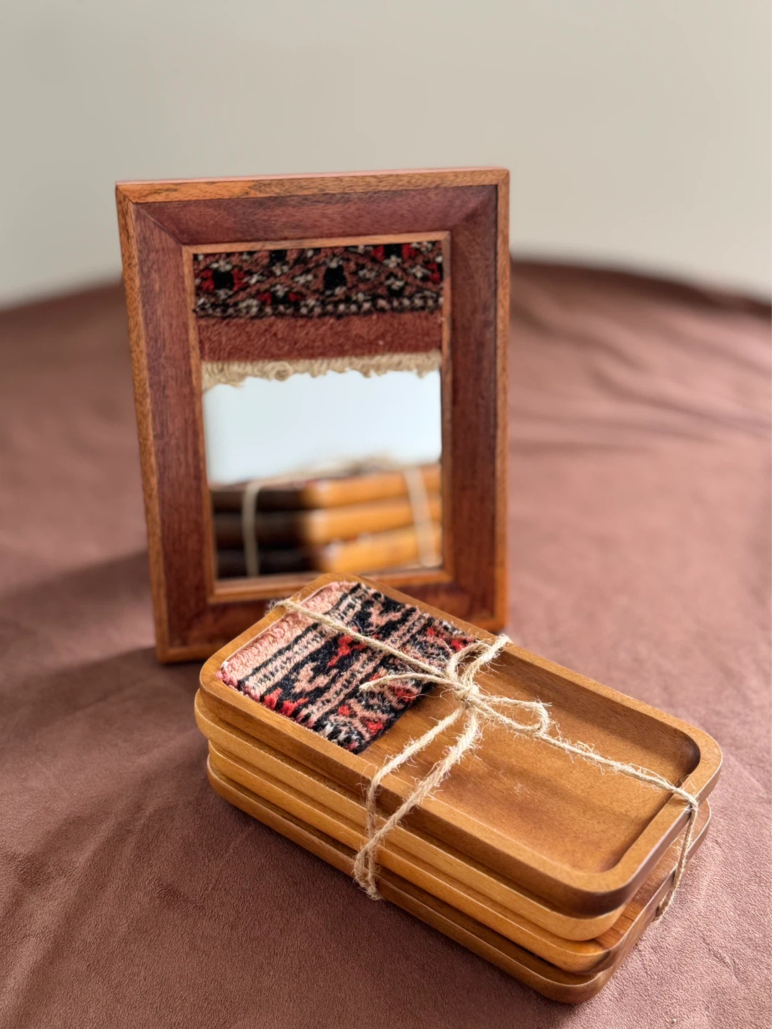Decorative Wooden Coasters and Small Mirror Set - photo 2