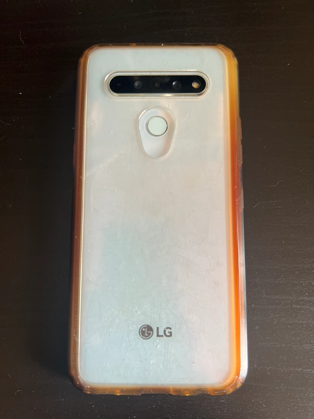 LG K61 128gb with phone case