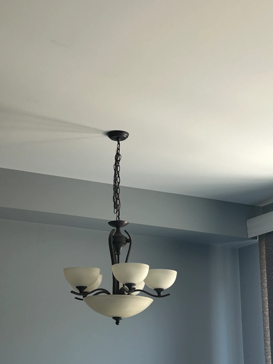 Chandelier - Light fixture