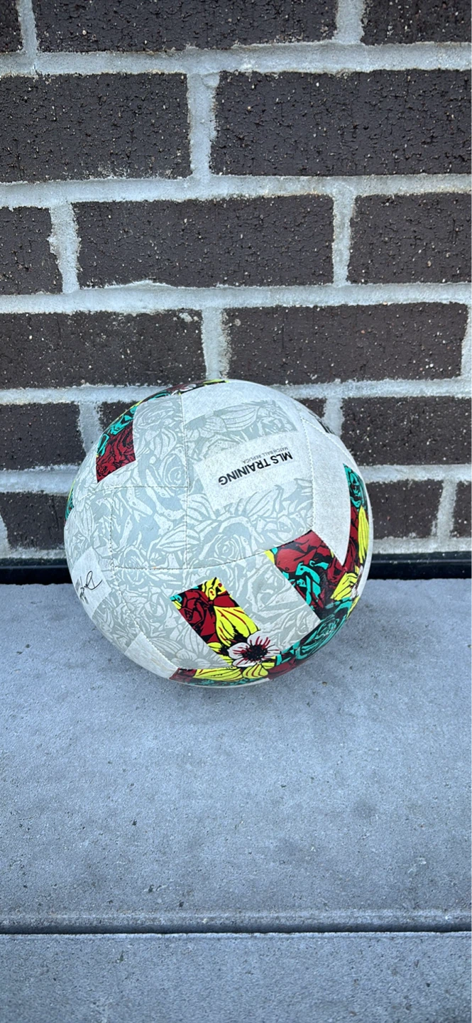 Adidas Al Rihla Official Match Ball - photo 2