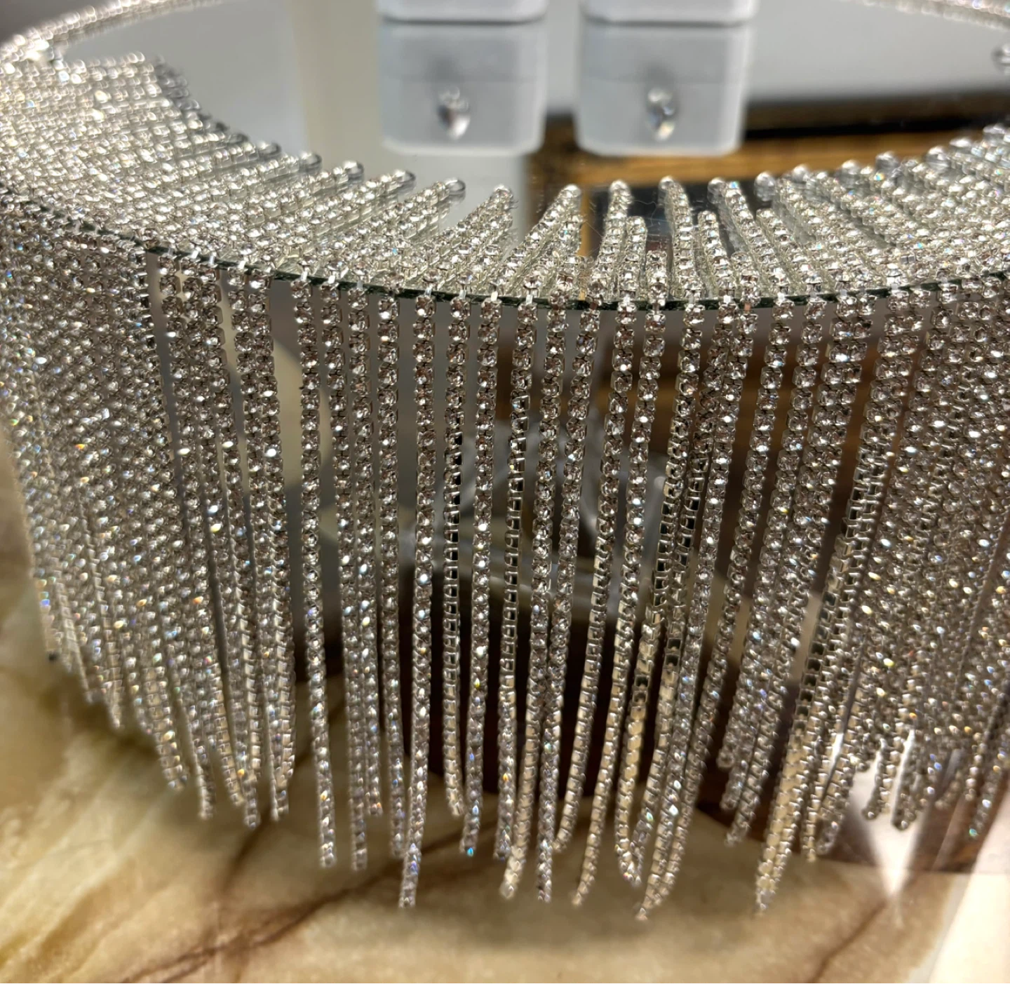Round Mirror tray with silver rhinestones - photo 4