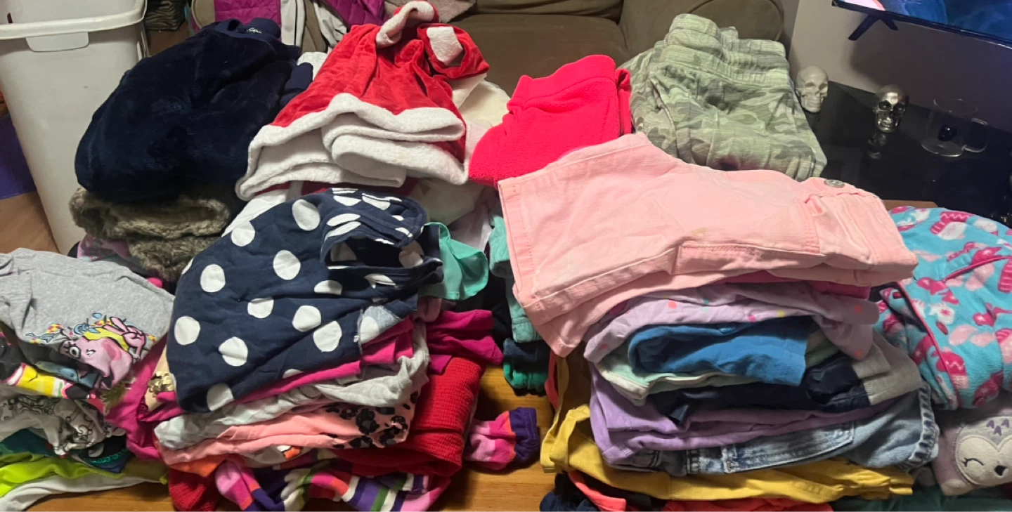 Bundle of Girls' Clothing - photo 2