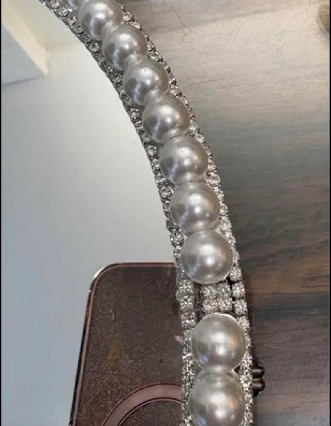 Round Mirror Tray with Faux Pearls & silver rhinestone Border - photo 4