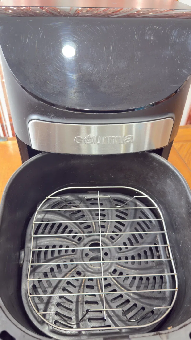 Gourmia Air Fryer - photo 2