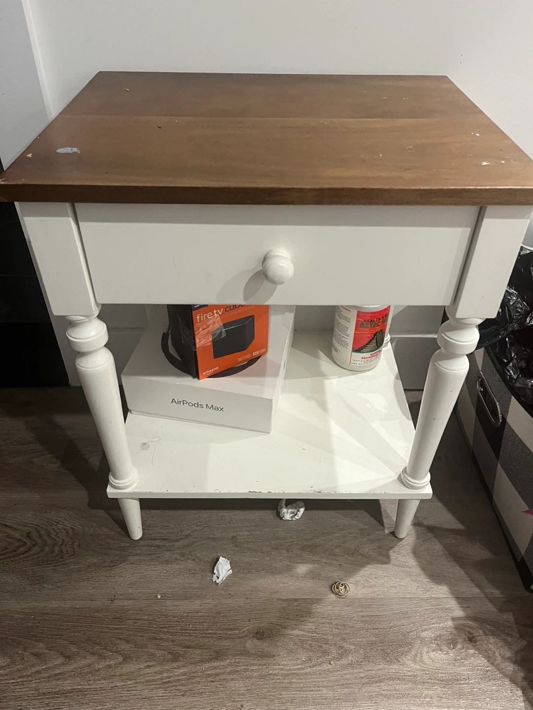White night stand