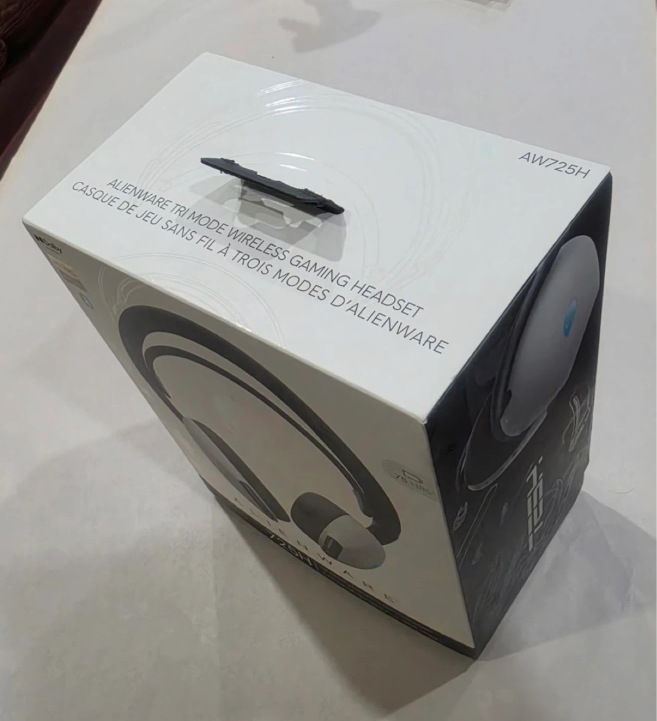 Alienware 725H Tri Mode Wireless Gaming Headset (Open Box) - photo 4