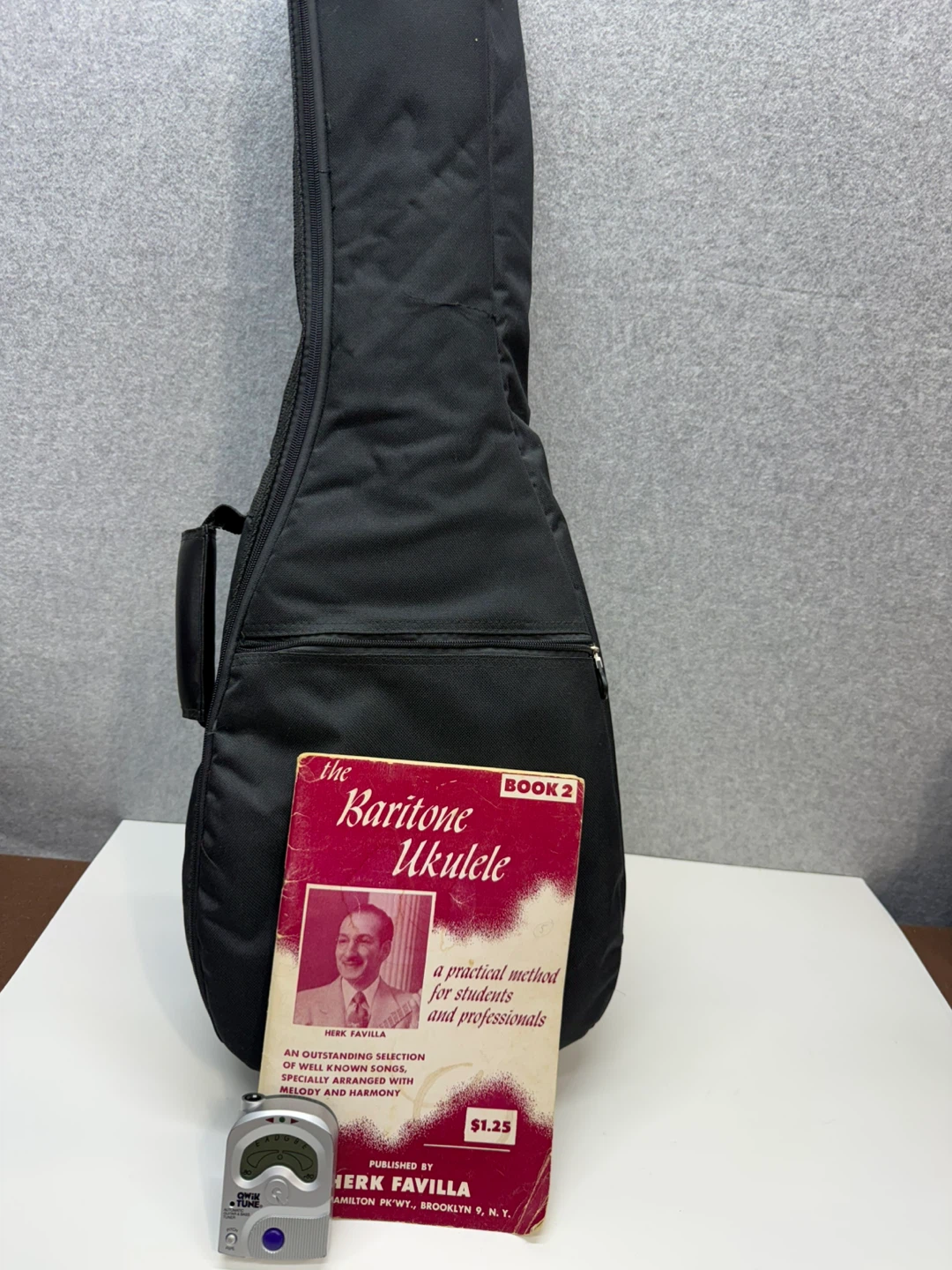 Lanikai LU-21B Baritone Ukulele with Gig Bag and Book - photo 3