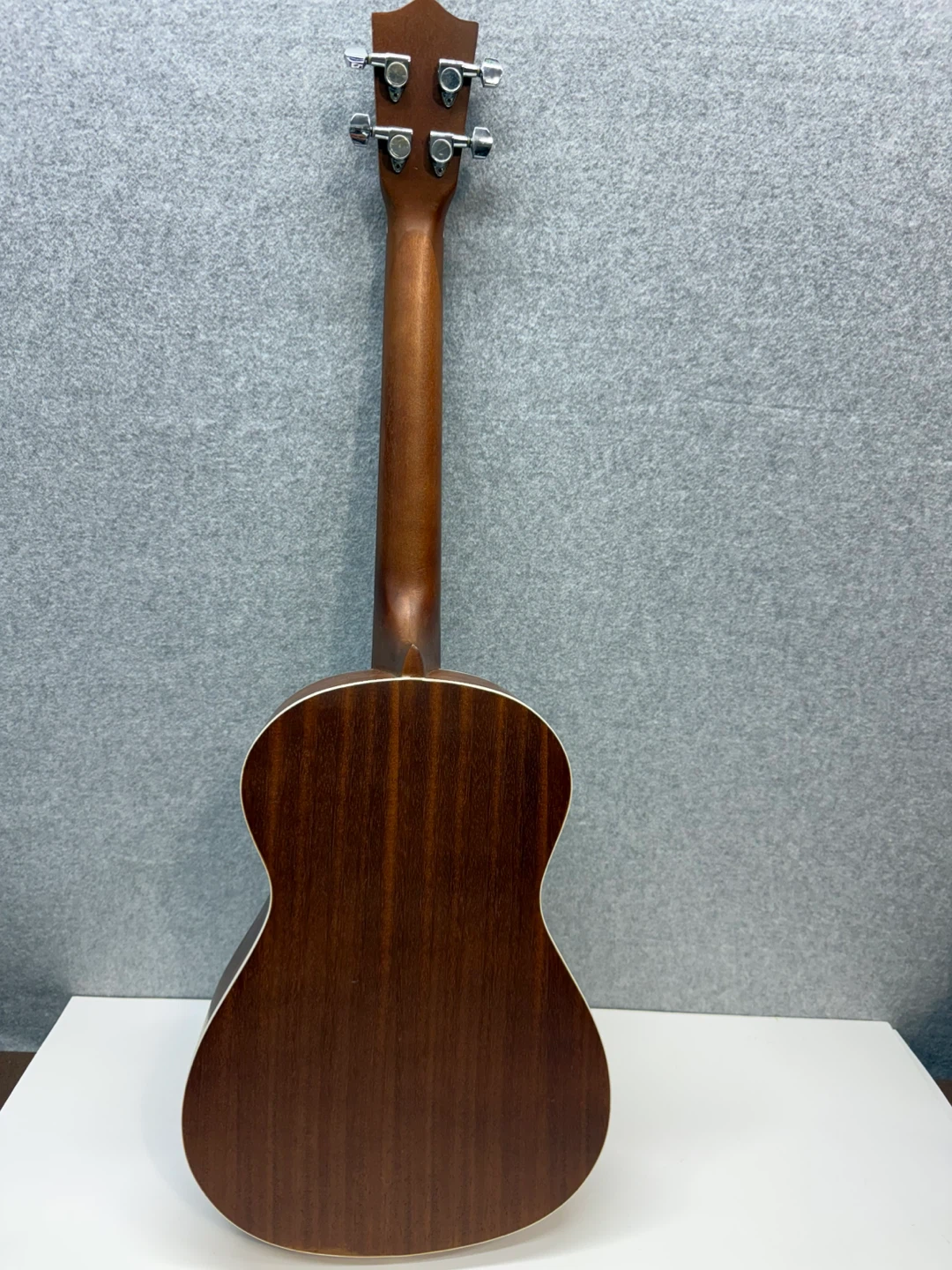 Lanikai LU-21B Baritone Ukulele with Gig Bag and Book - photo 2