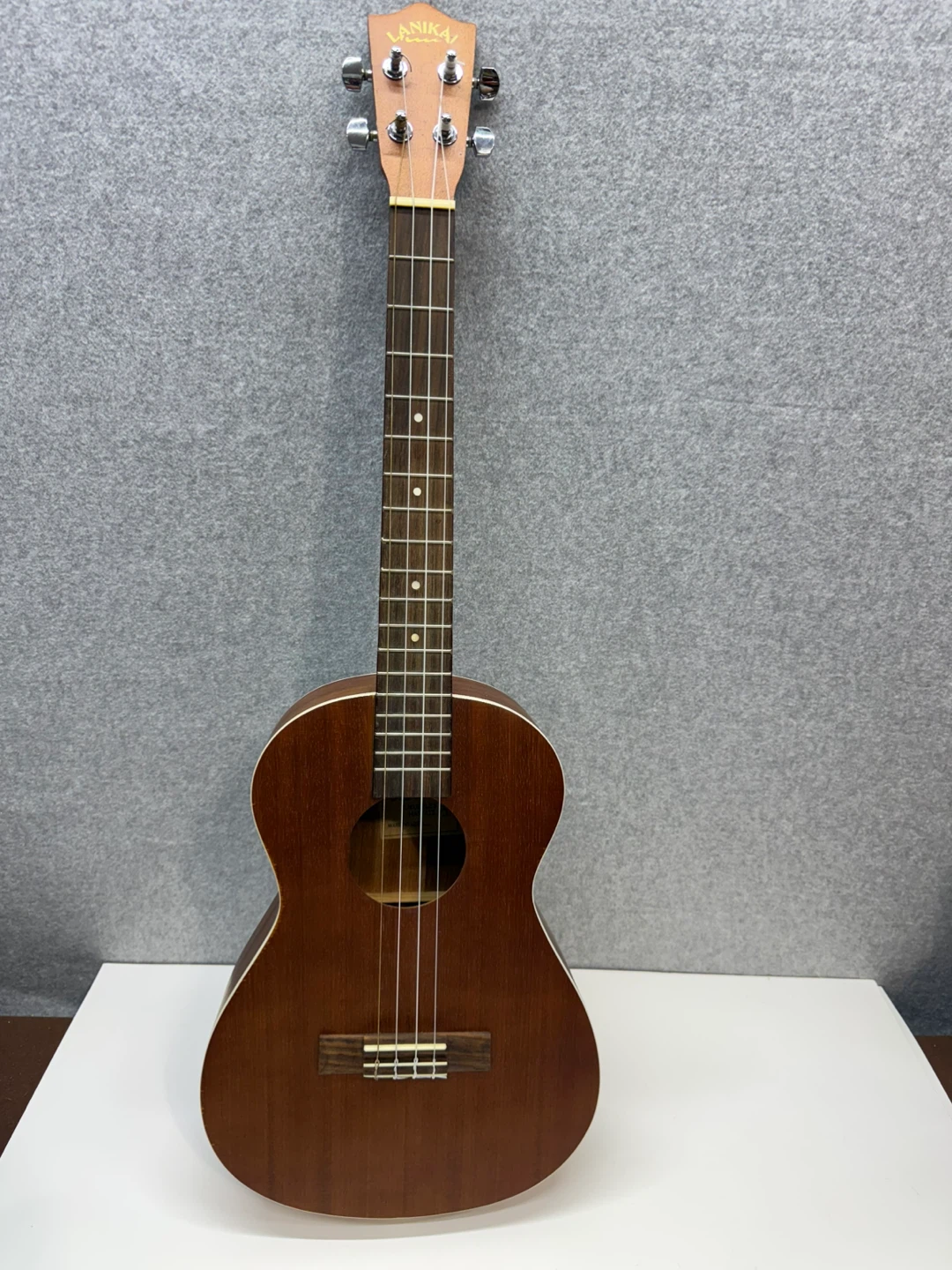 Lanikai LU-21B Baritone Ukulele with Gig Bag and Book