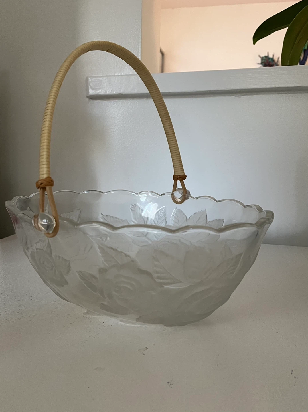 Frosted glass oval bowl with bamboo handle