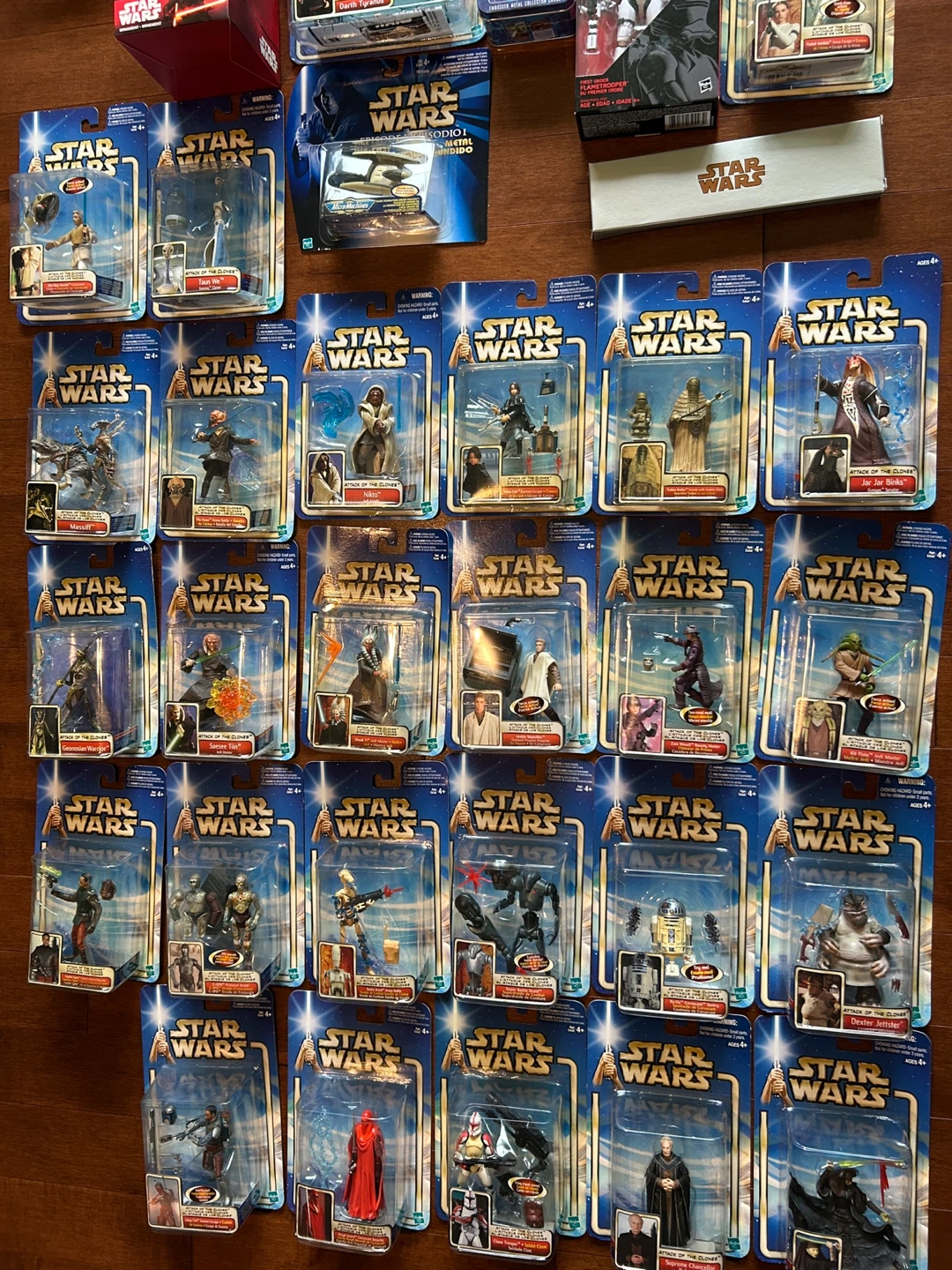 1990-2000 Factory Sealed 42 Pieces Figures - photo 3