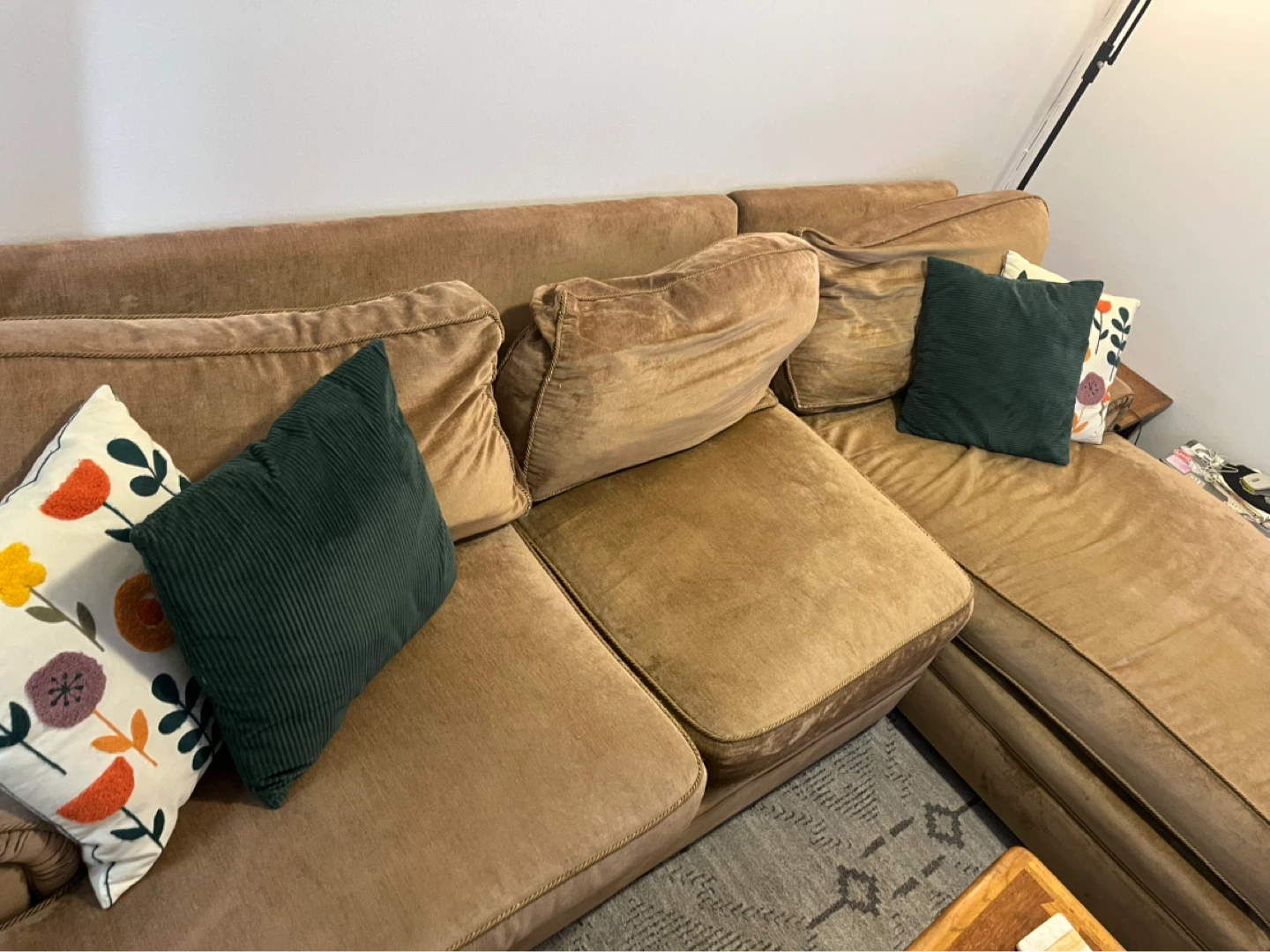 Caramel Sectional Sofa - photo 3