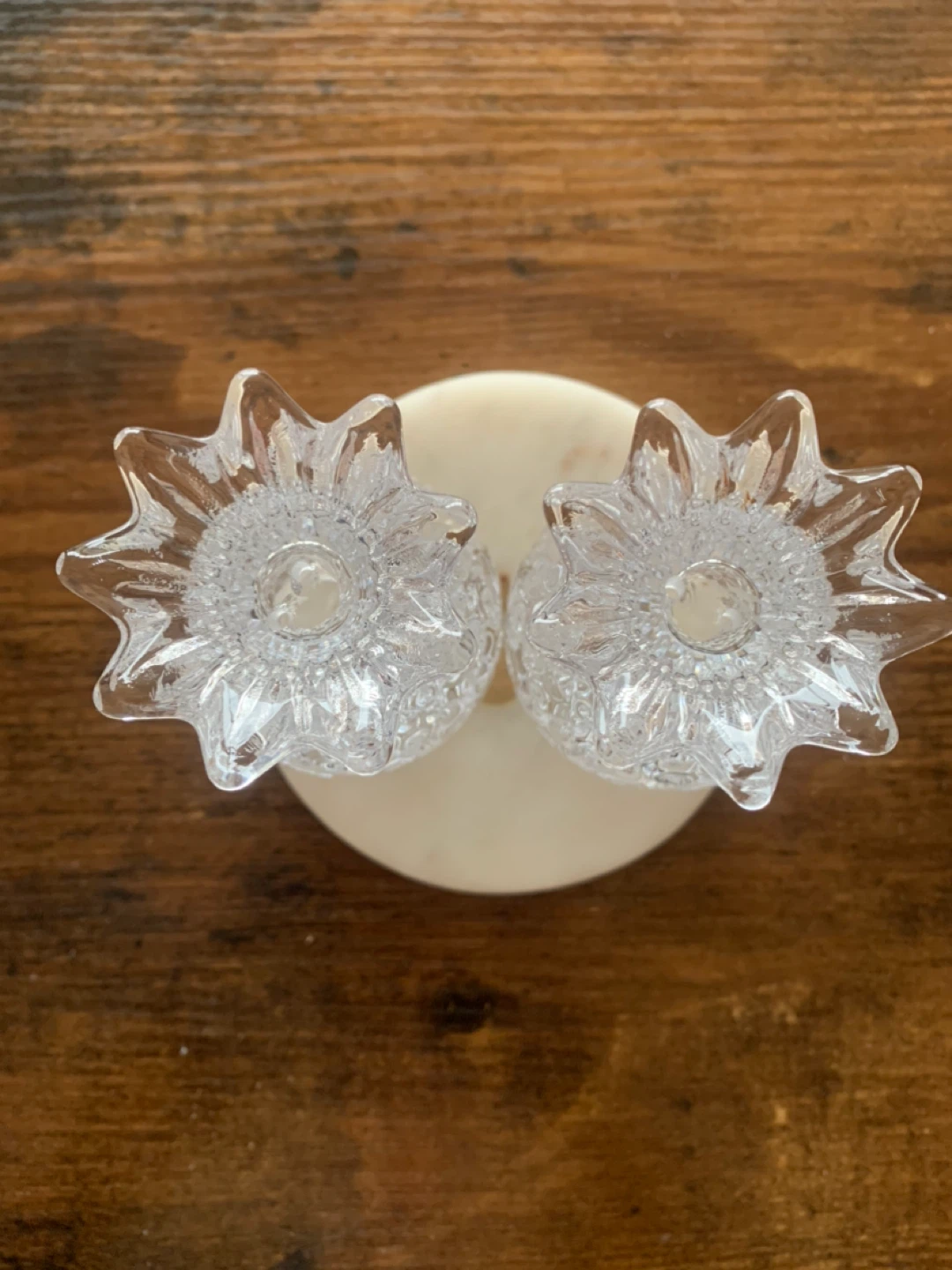 Pineapple shaped glass salt and pepper shakers - photo 2