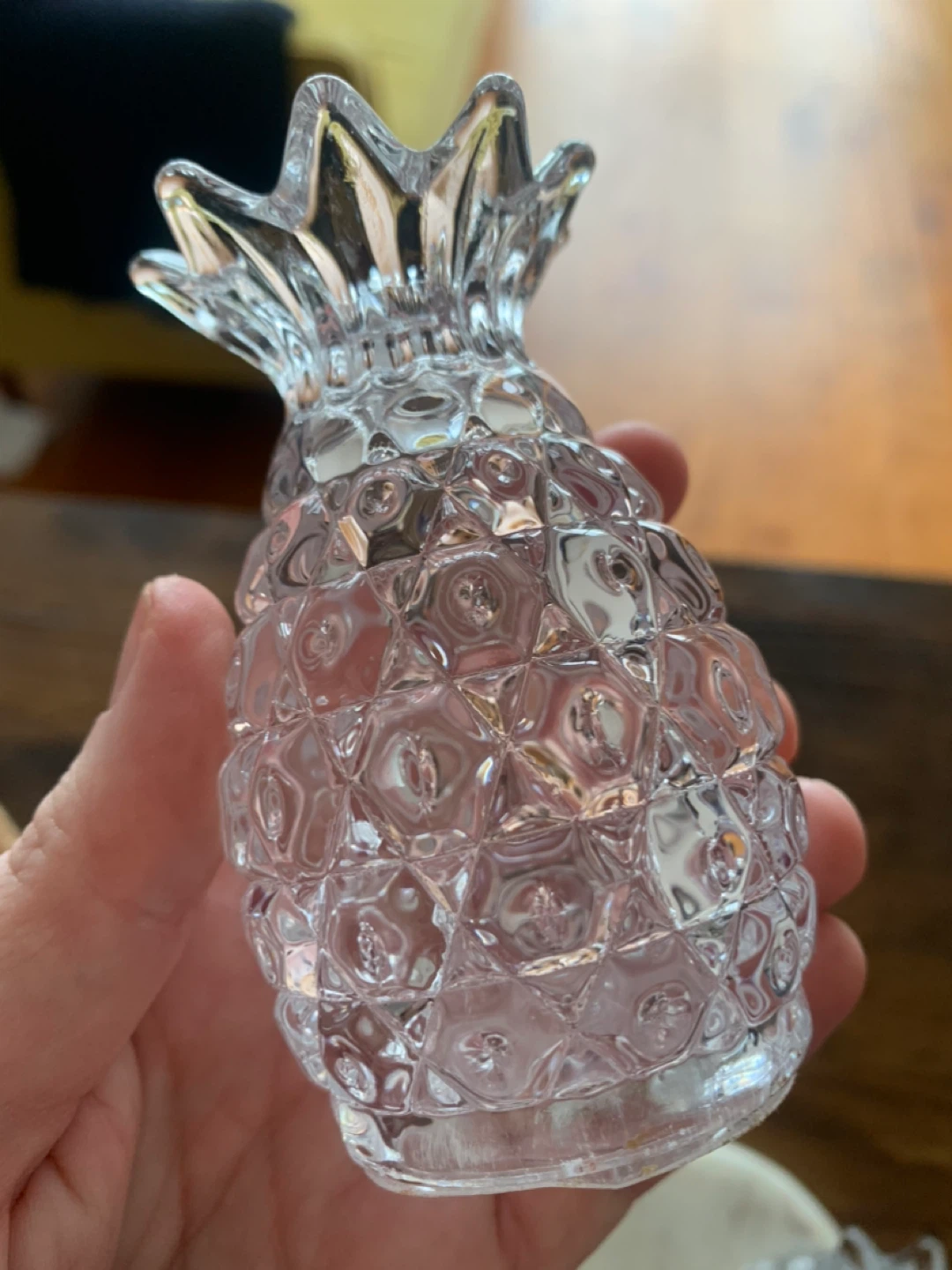 Pineapple shaped glass salt and pepper shakers - photo 3