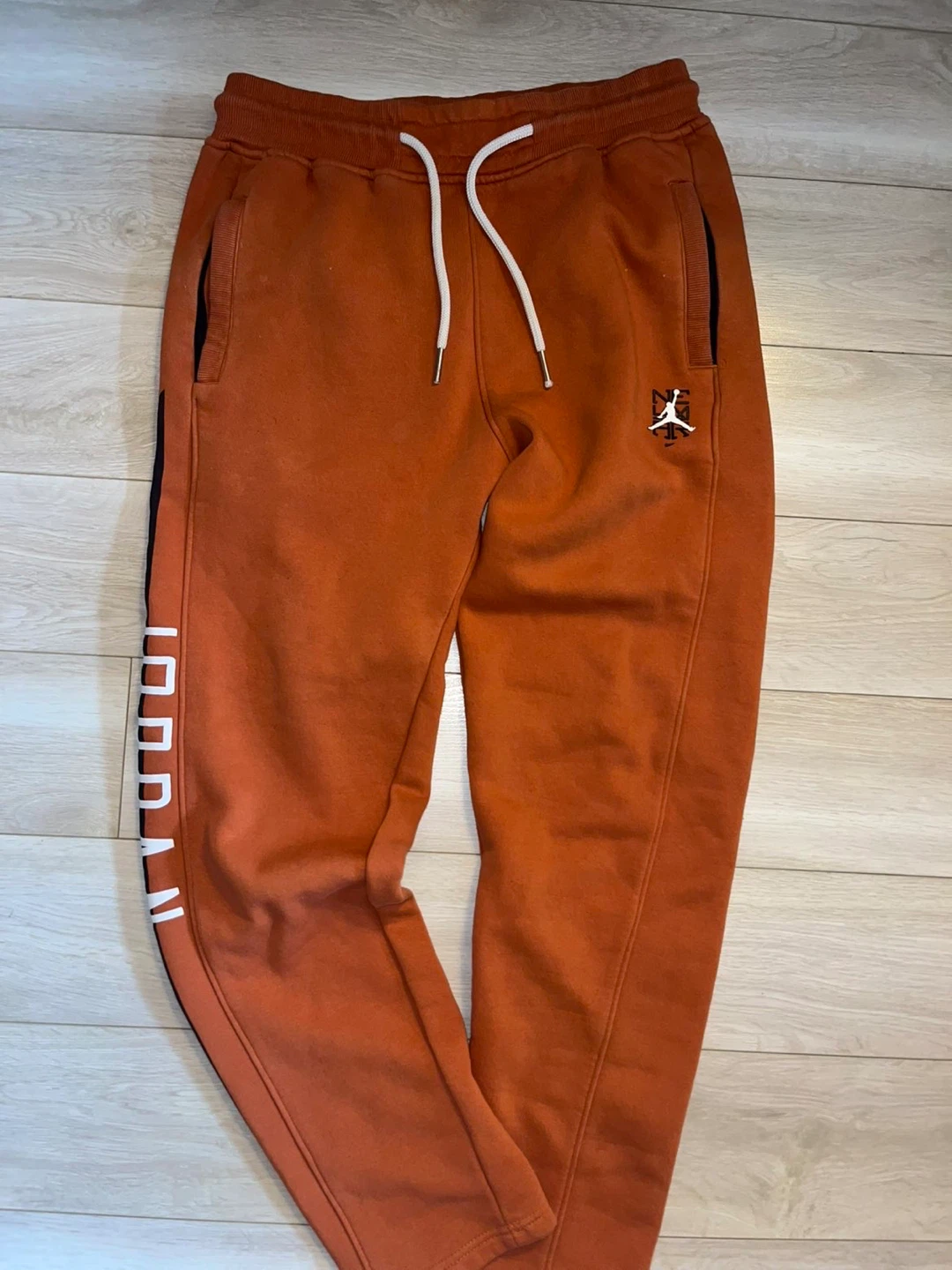Jordan Essentials Festive Fleece Pants. Light Brown - photo 2