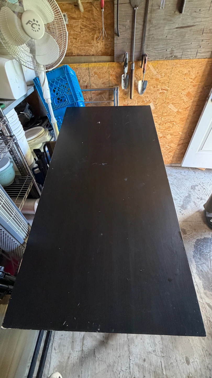 Black Table Top