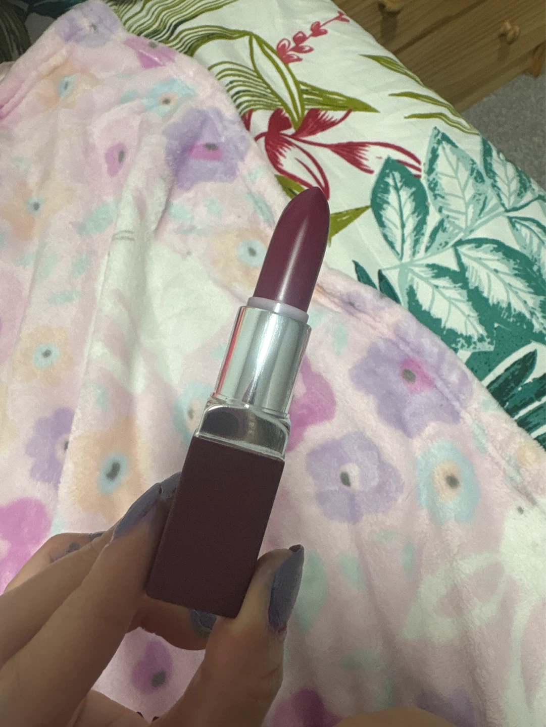 Clinique Lipstick - Plum Shade - photo 2