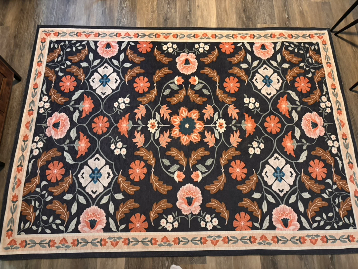 Dark Floral Area Rug - 4x6 - photo 2