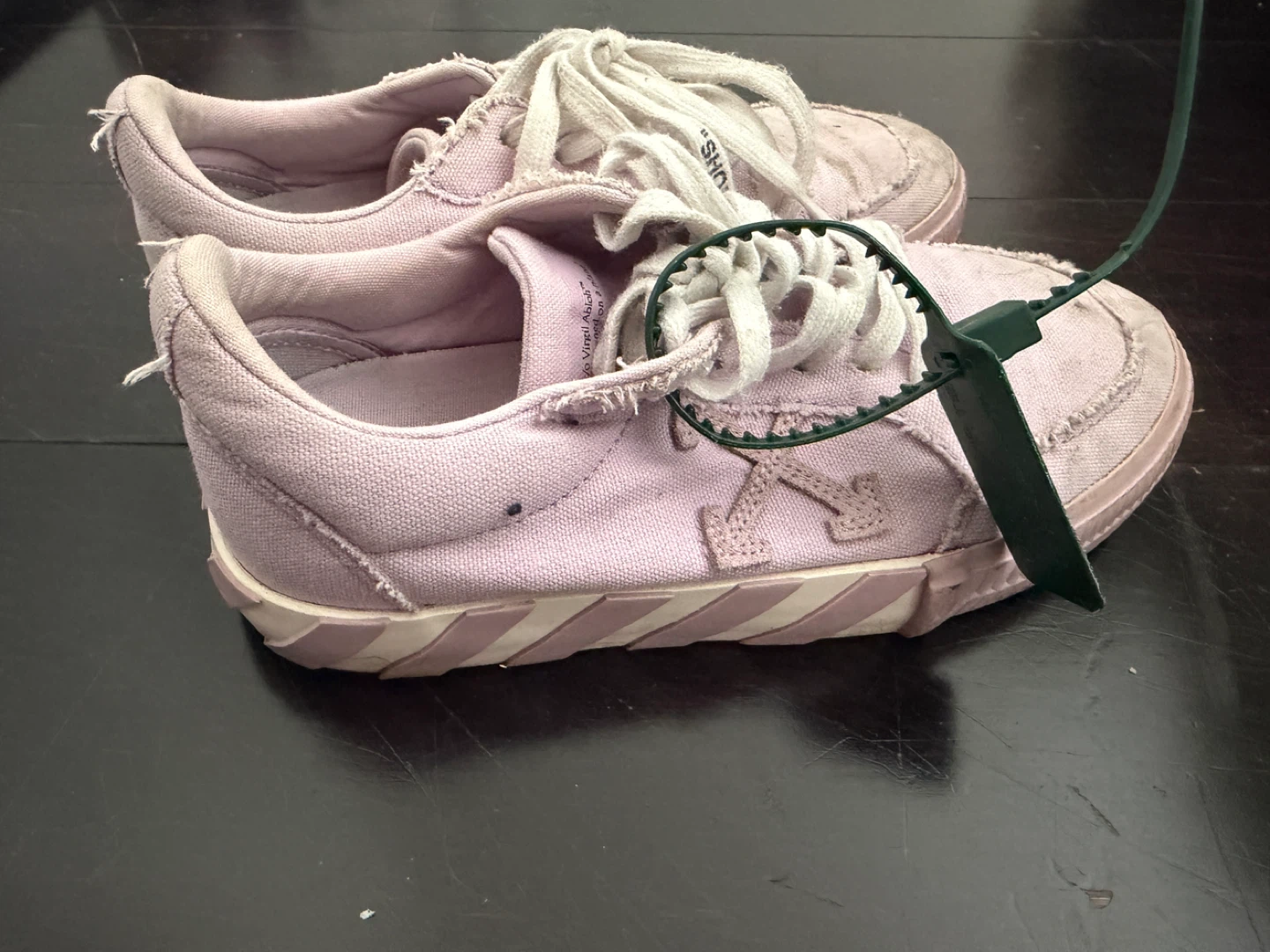 Off-White "For Walking" Low Top Sneakers - Lavender Canvas