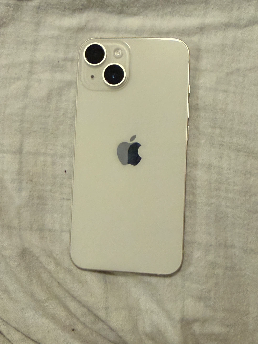 iPhone 14 - photo 3
