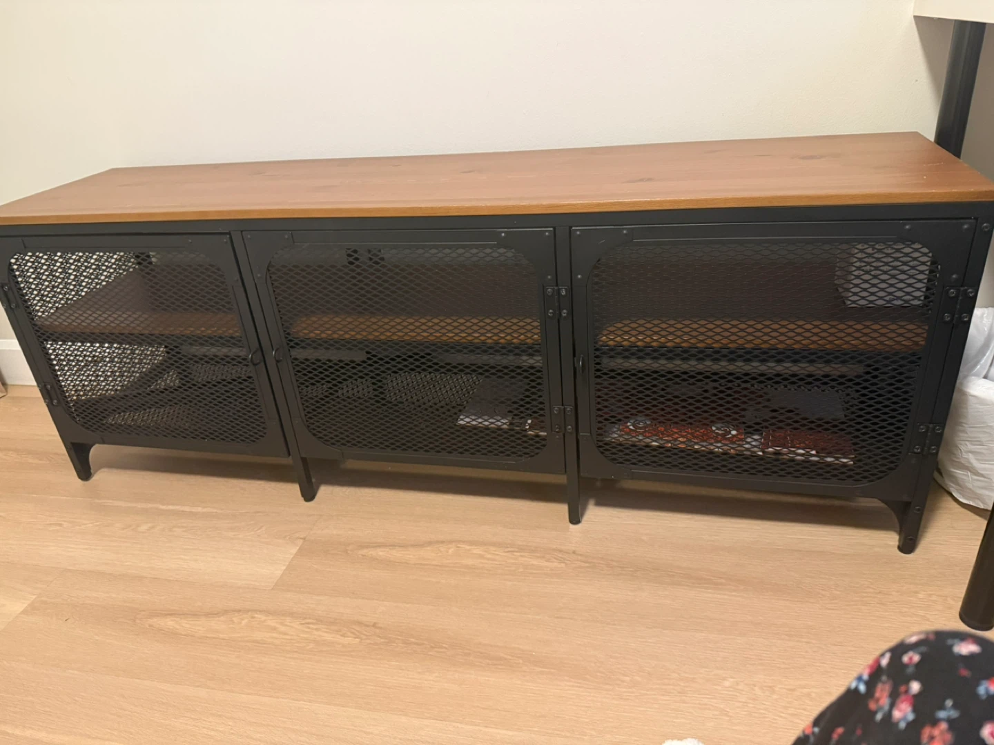 IKEA TV Bench - photo 2