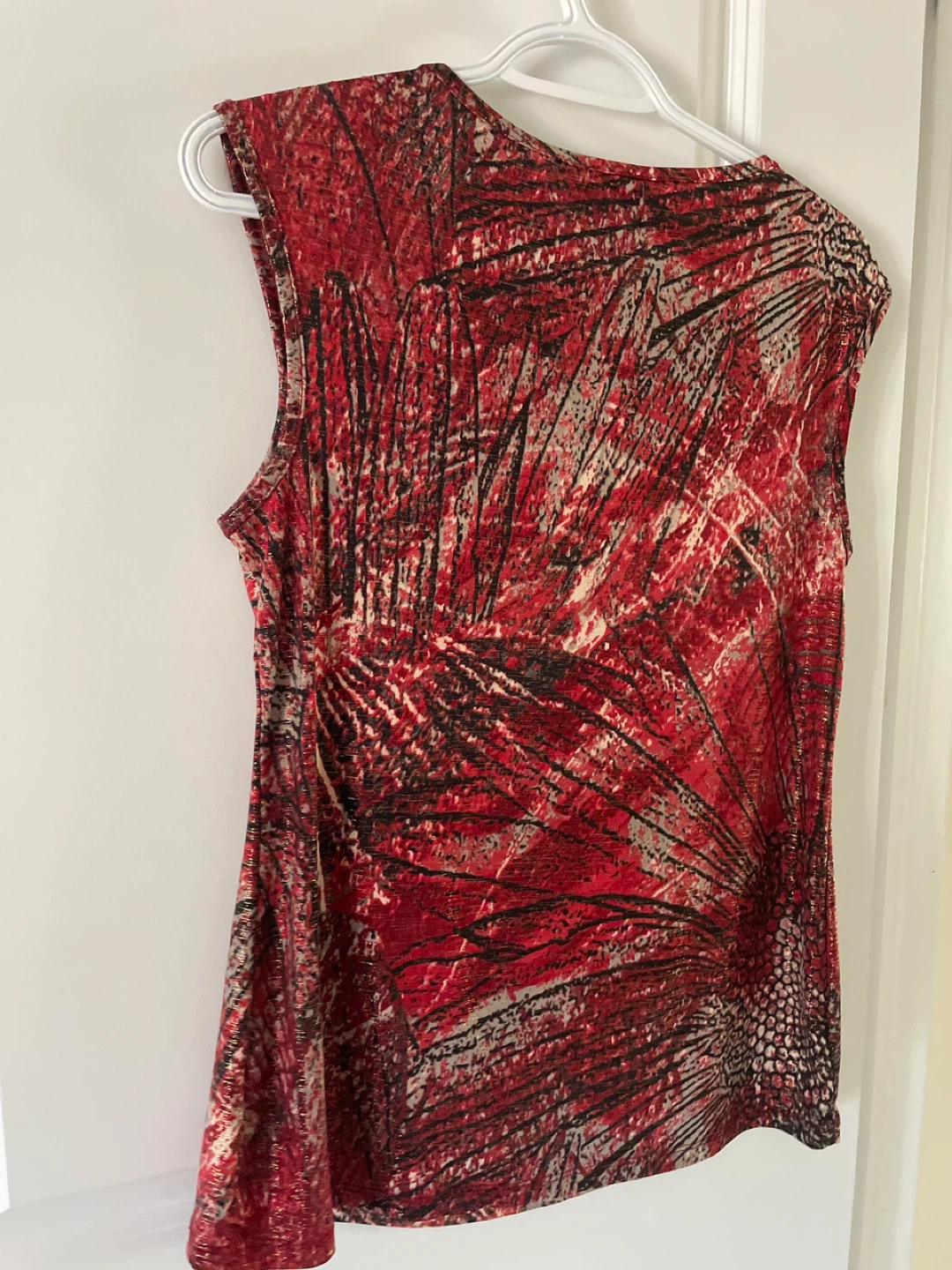 Reitmans Sleeveless Blouse - Red/Black Print - Size M - photo 4