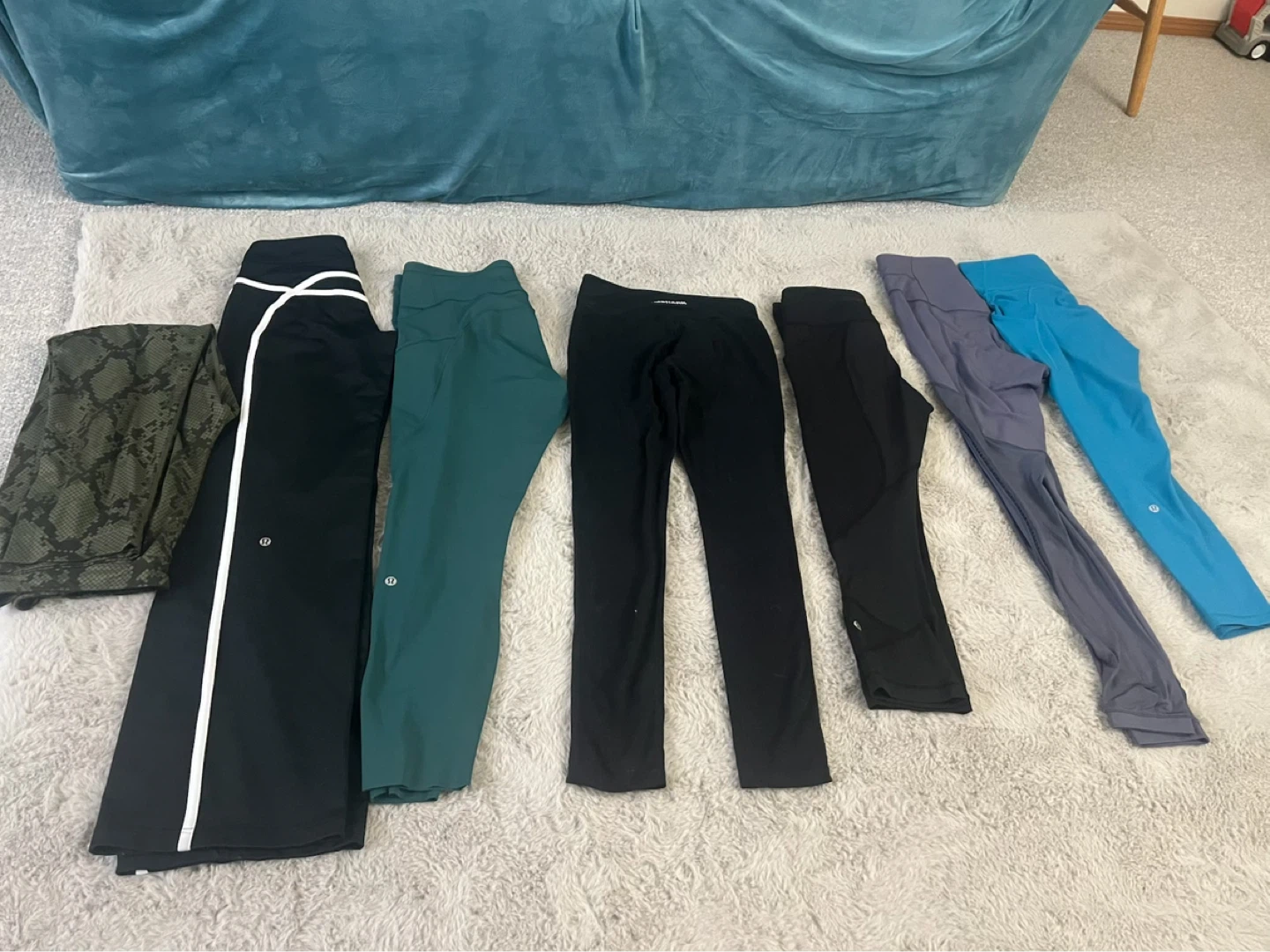 7 Lululemon Athletica Leggings Bundle - Size 6