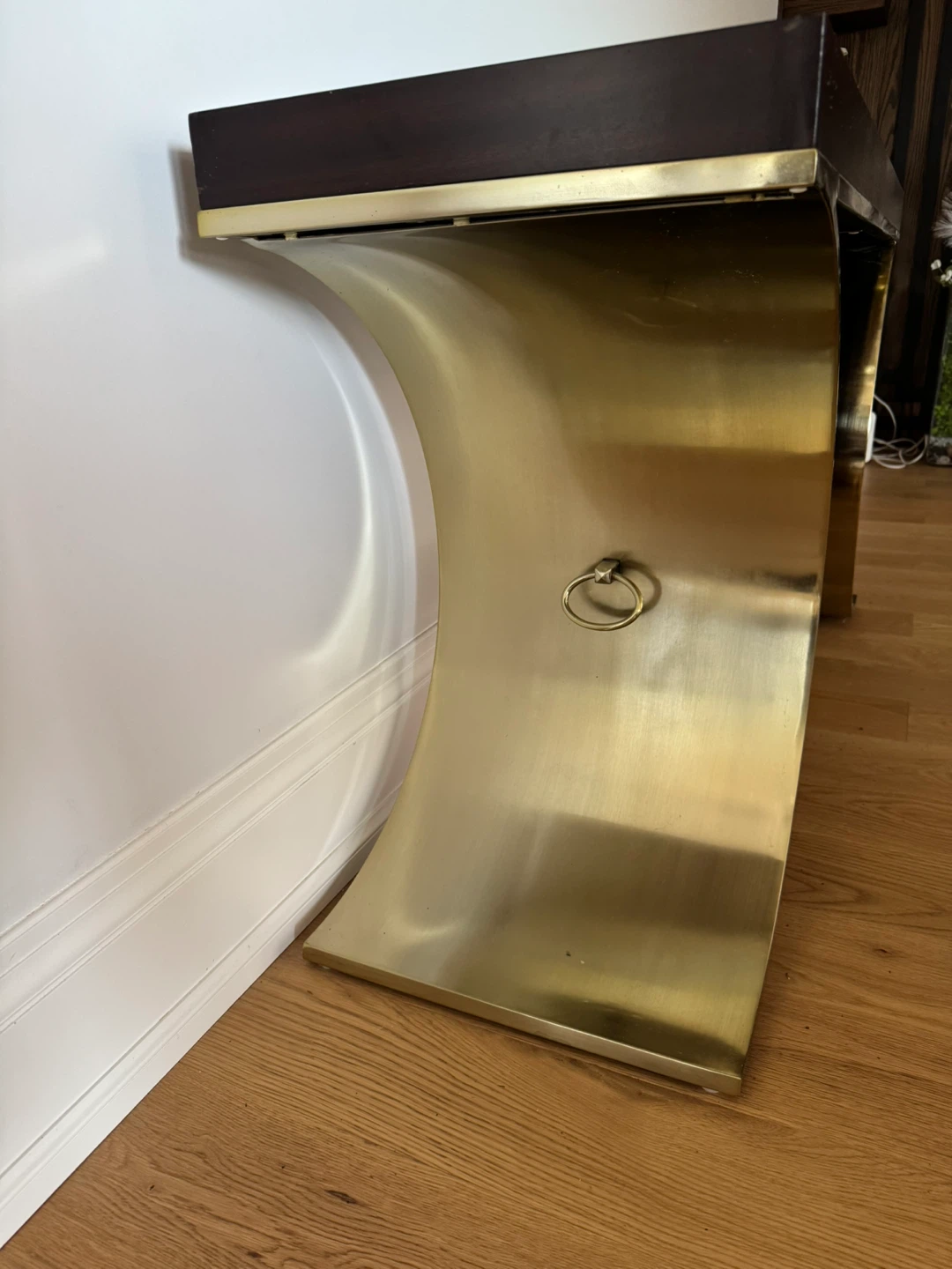 Console Table with Brass Base - photo 3