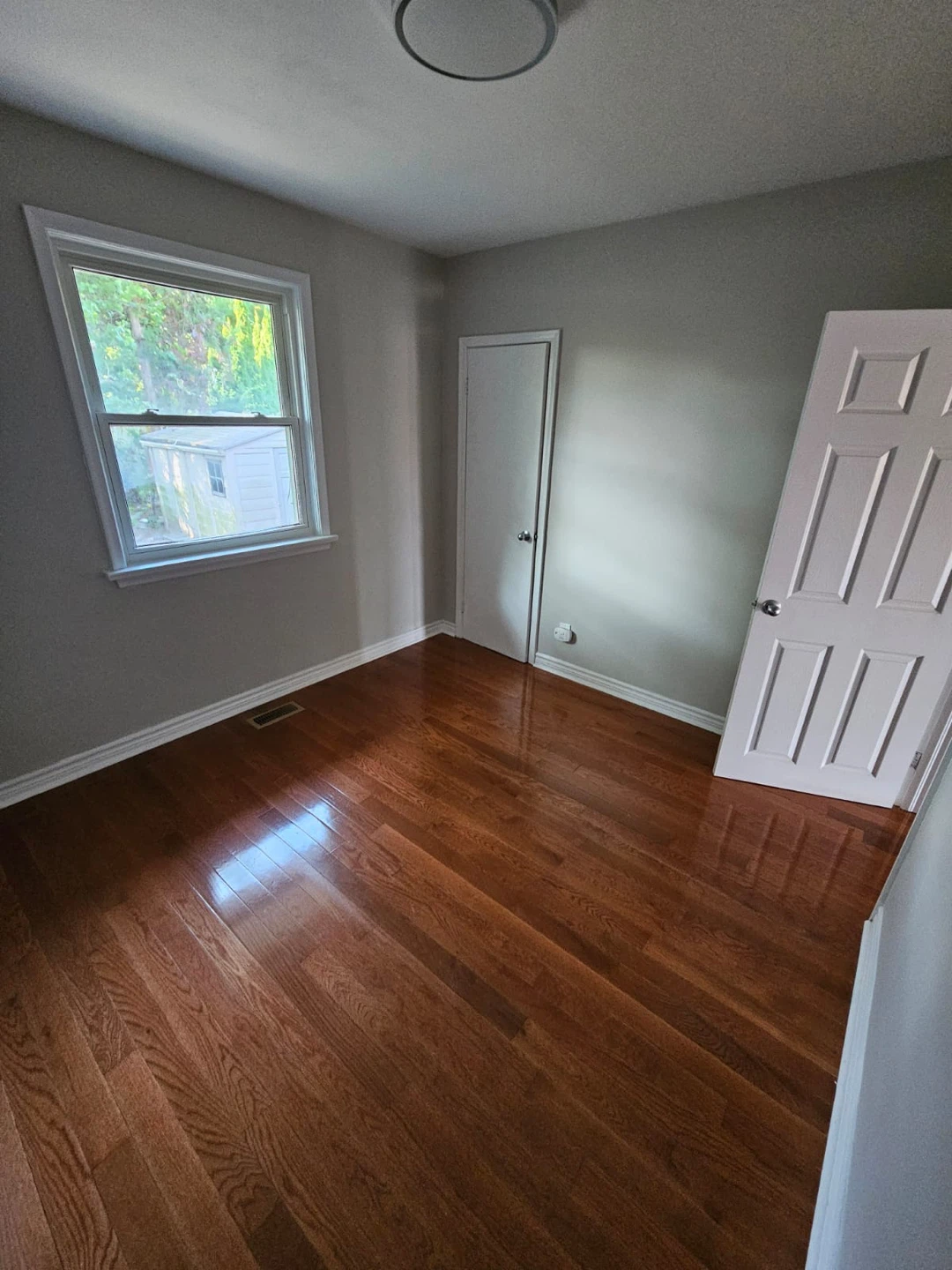 One space for rent Shared room