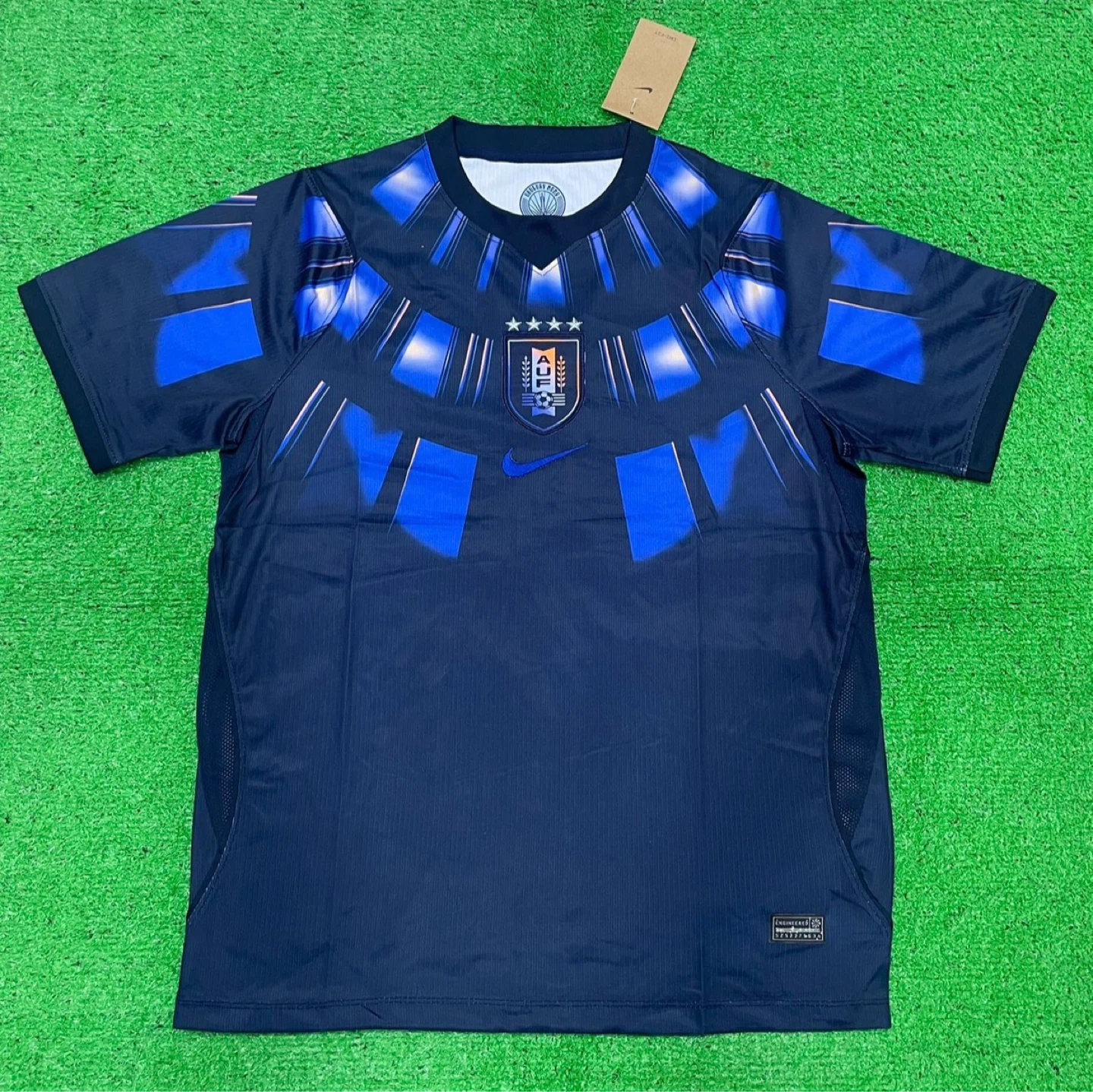Uruguay size L