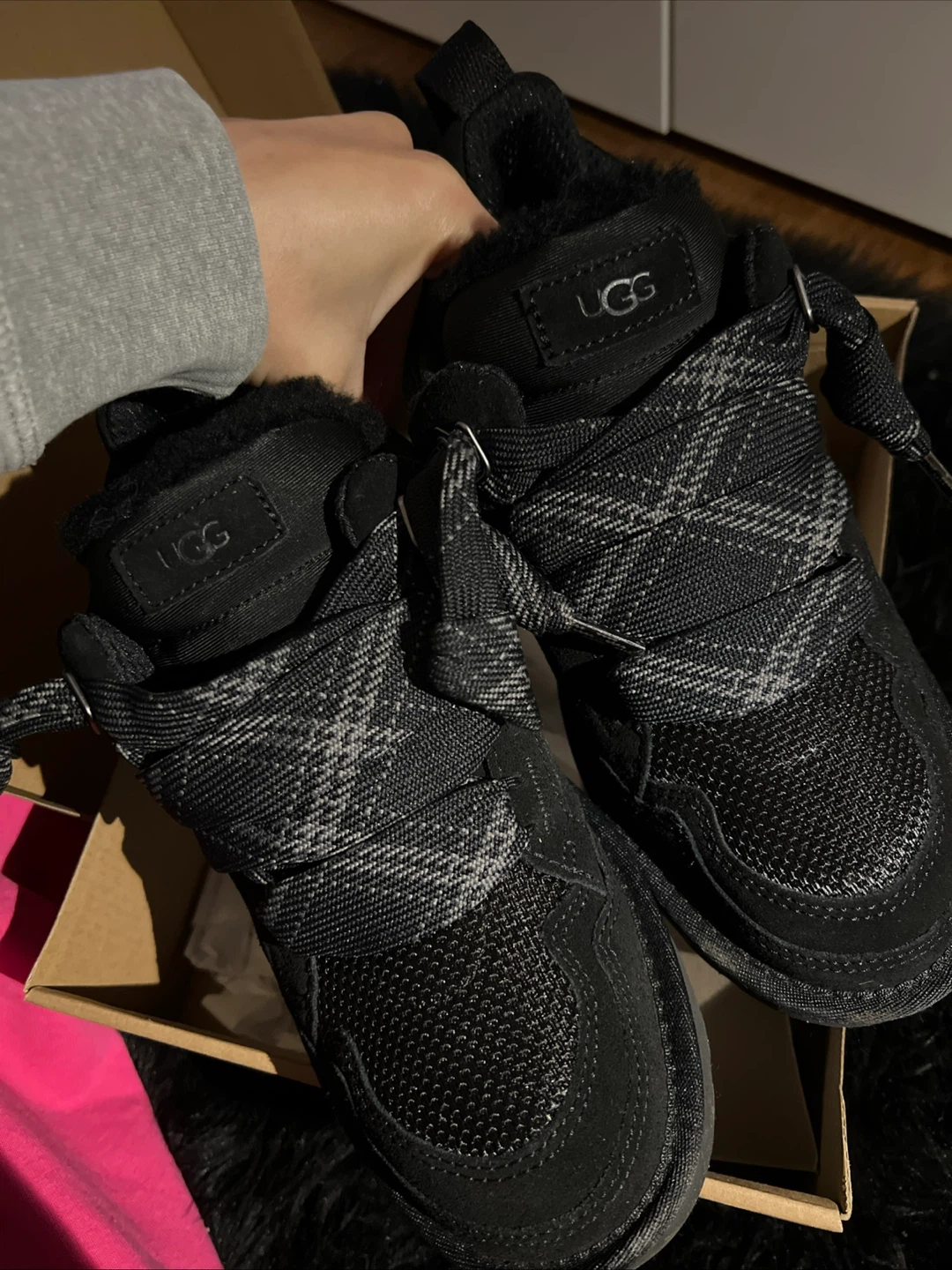 UGG Black Neumel Sneakers - photo 2
