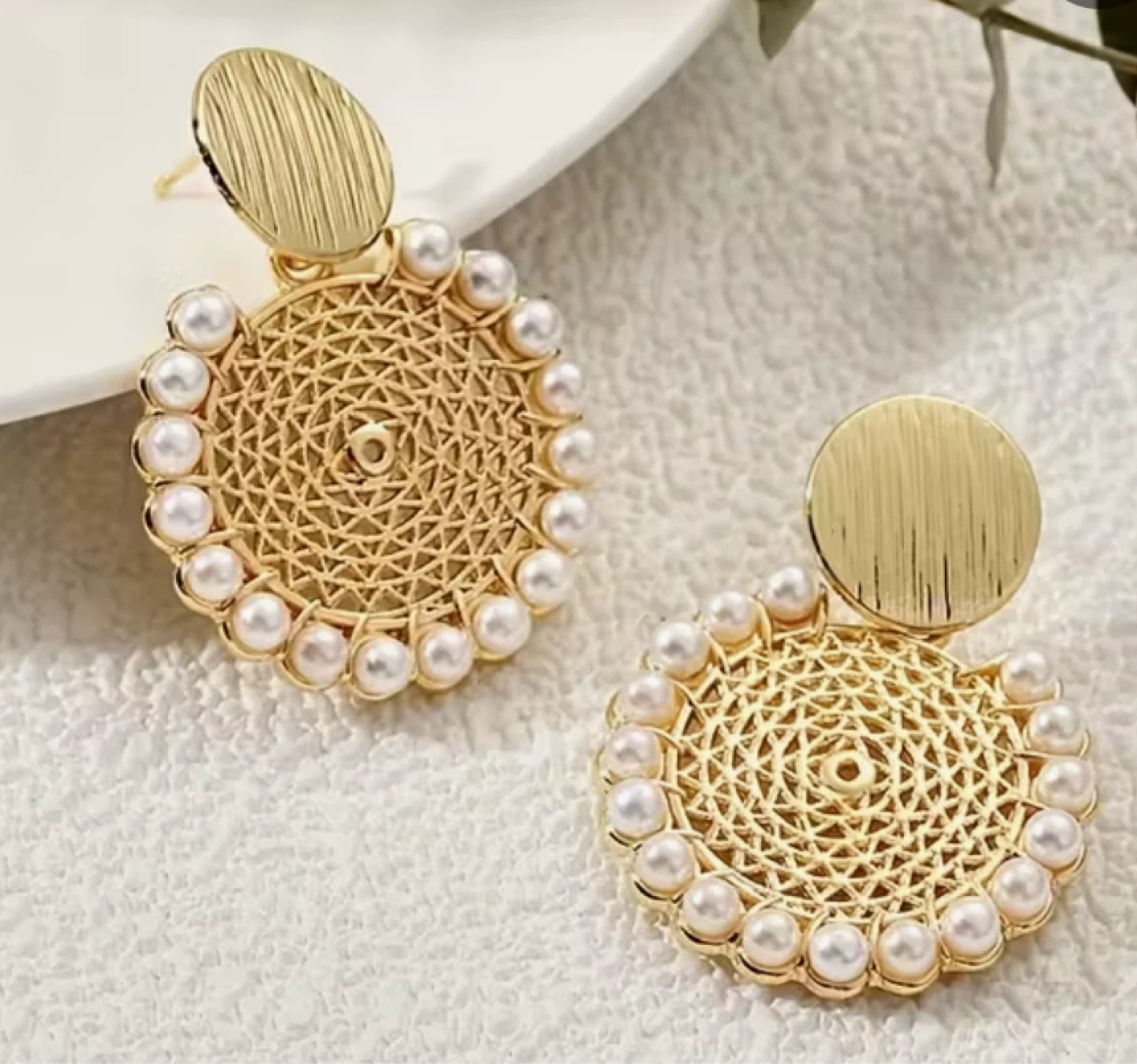 Gold-tone Pearl Round Dangle Earrings - photo 4