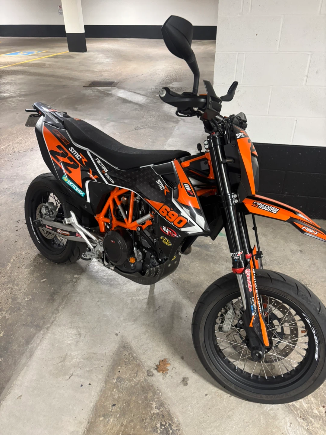 2020 KTM 690 SMCR Supermoto