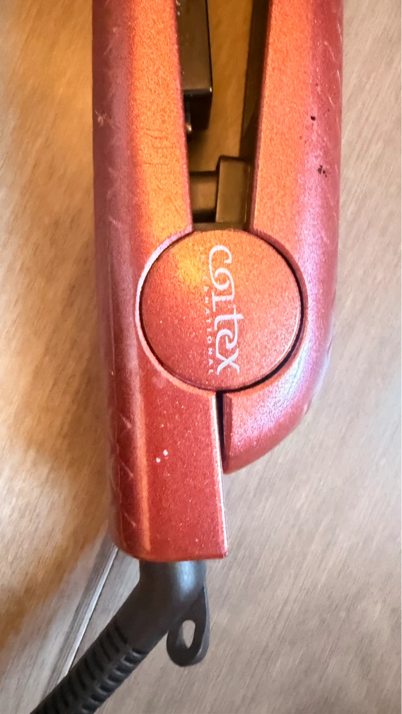 Cortex International Hair Straightener - photo 2