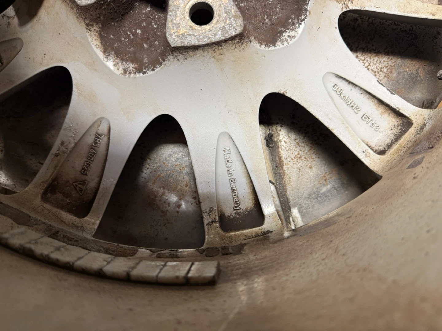 18” Porsche Alloy Wheels - photo 3